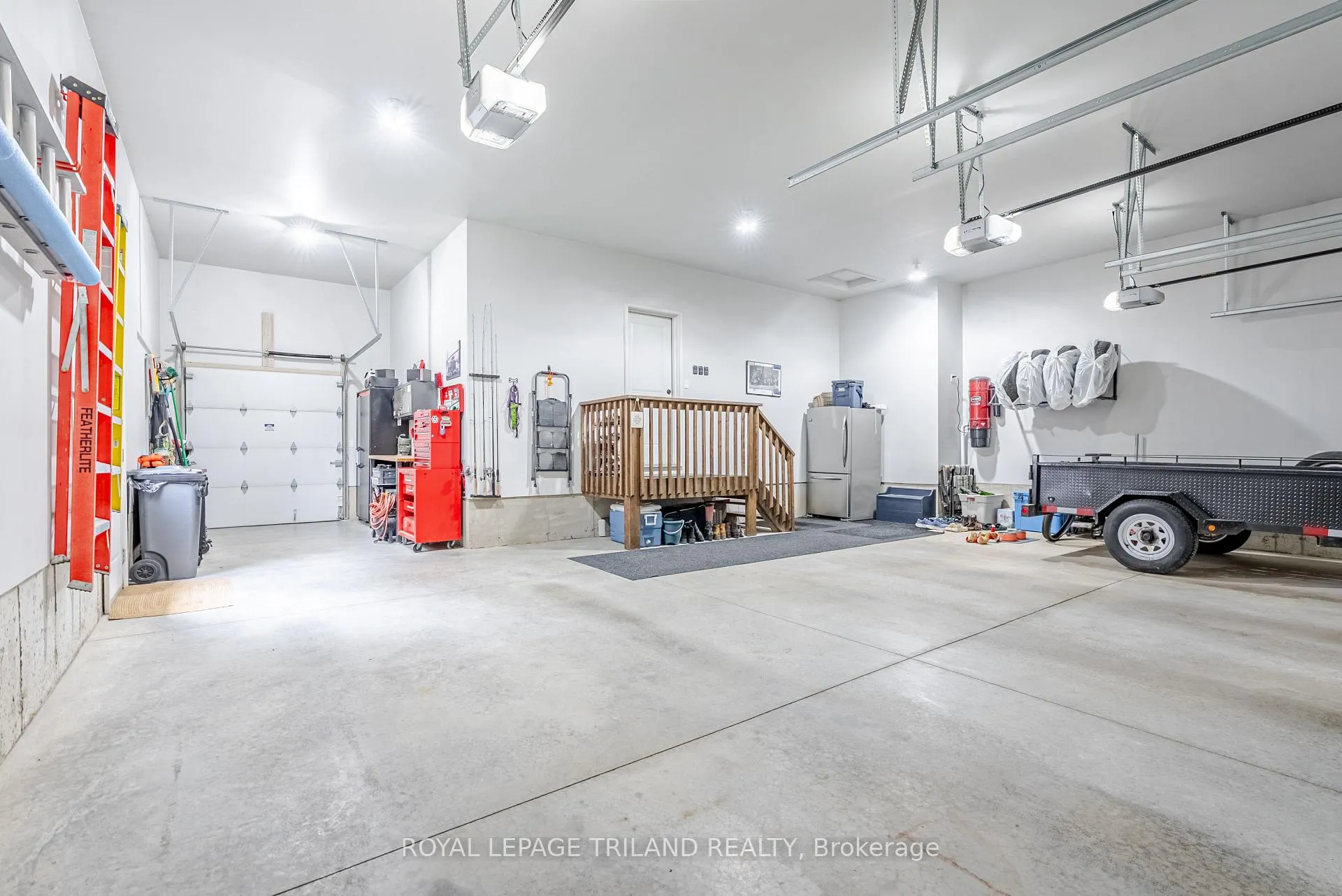 Photo 39 of 296 Dufferin Street, Central Elgin, Belmont — HOMEH