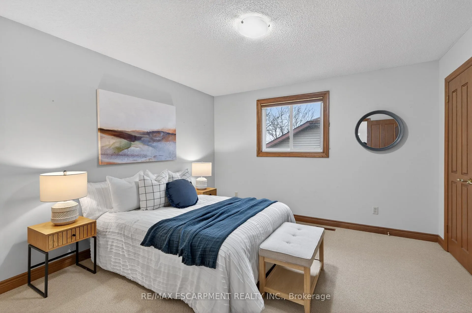 Photo 18 of 47 Sumner Crescent, Grimsby, Grimsby Beach — HOMEH