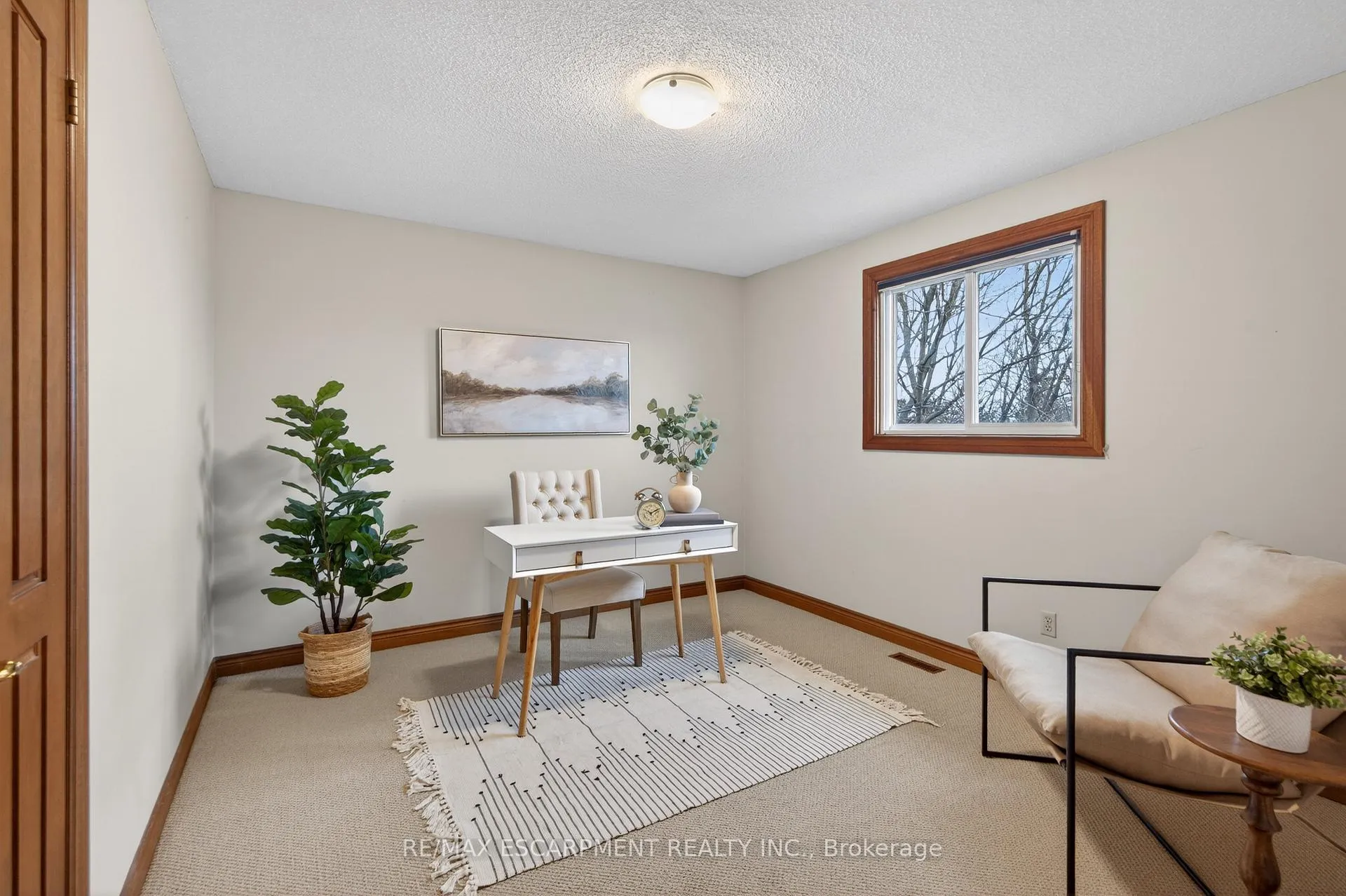 Photo 20 of 47 Sumner Crescent, Grimsby, Grimsby Beach — HOMEH