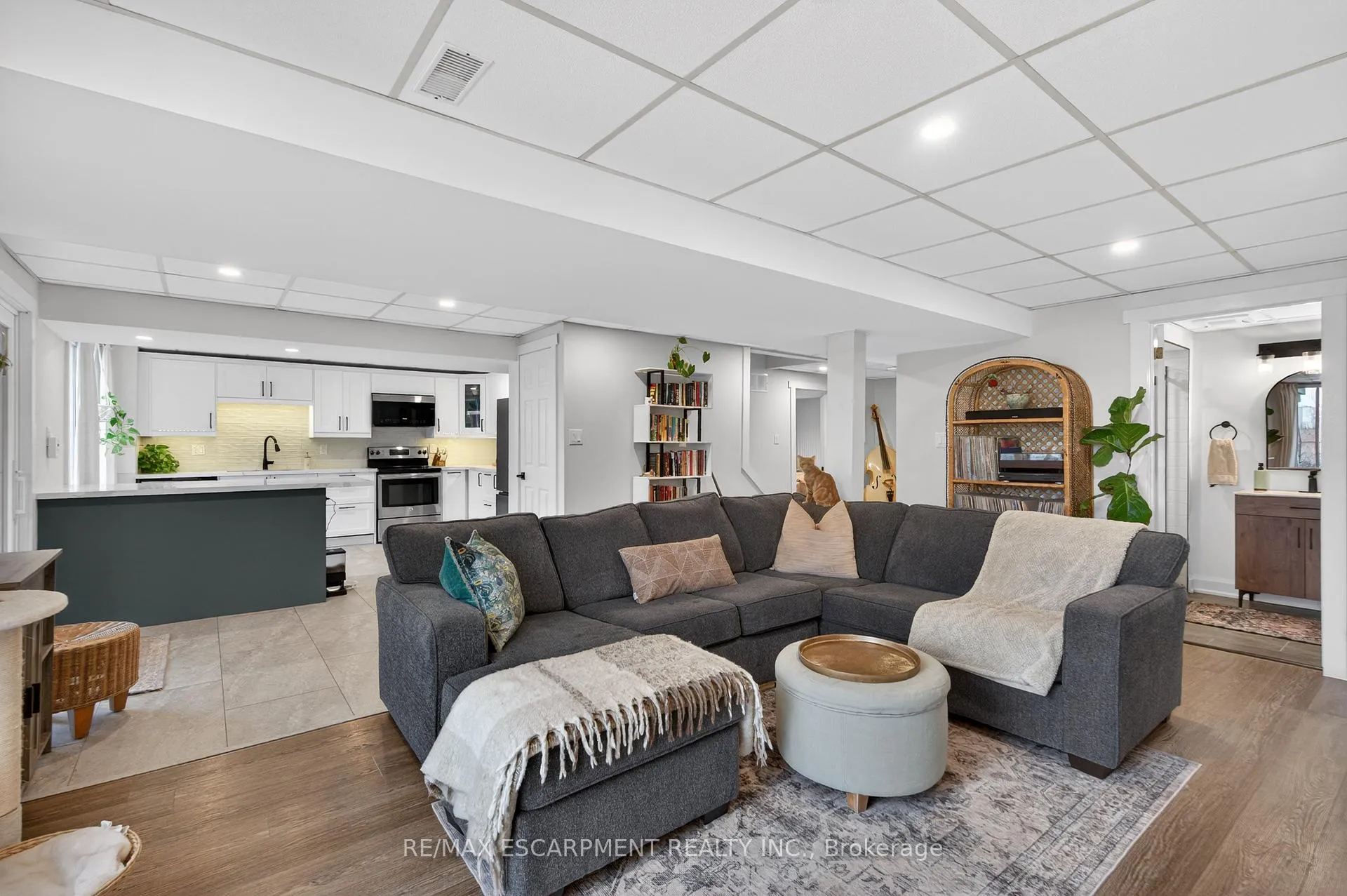 Photo 23 of 47 Sumner Crescent, Grimsby, Grimsby Beach — HOMEH