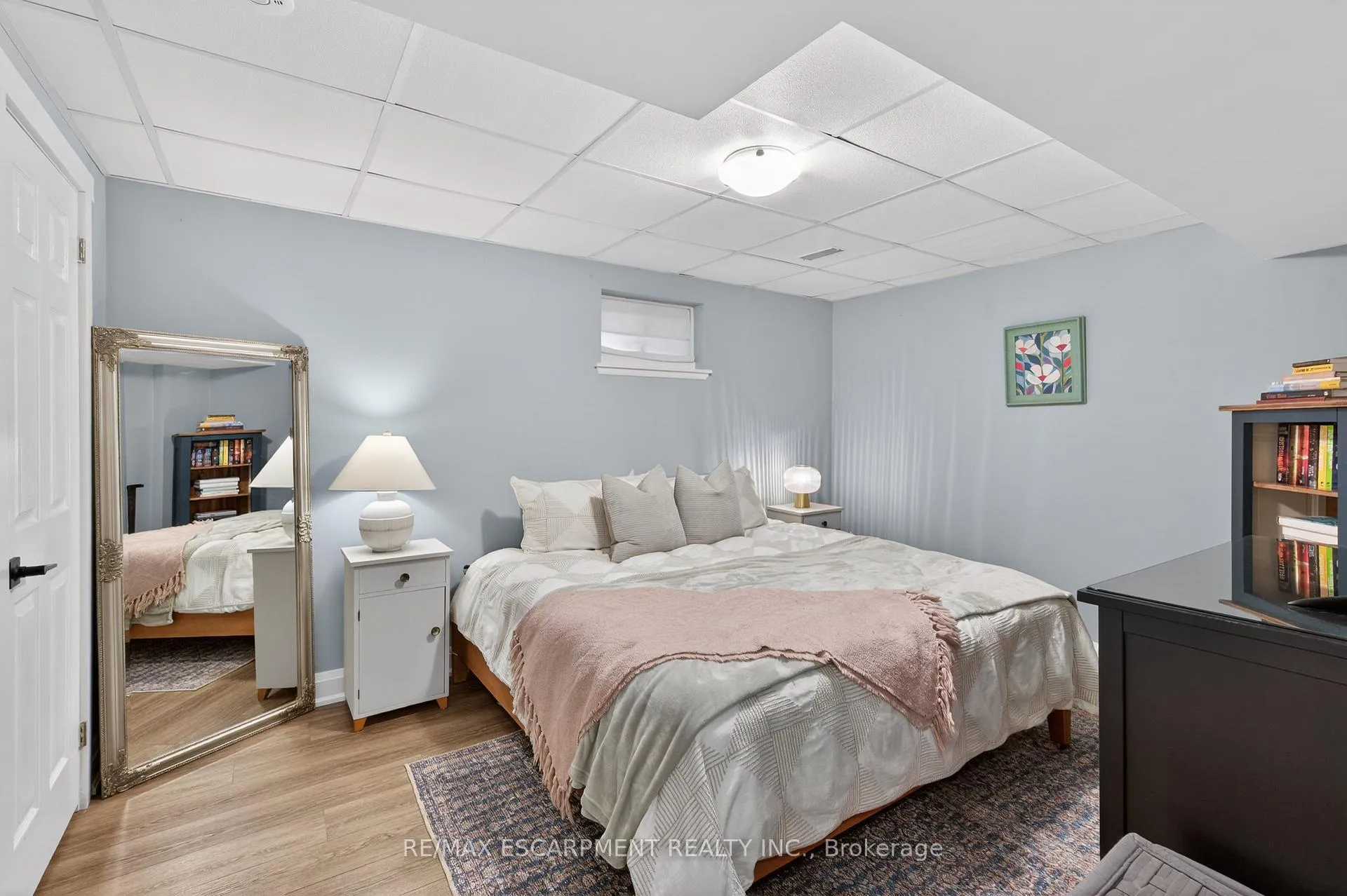 Photo 35 of 47 Sumner Crescent, Grimsby, Grimsby Beach — HOMEH