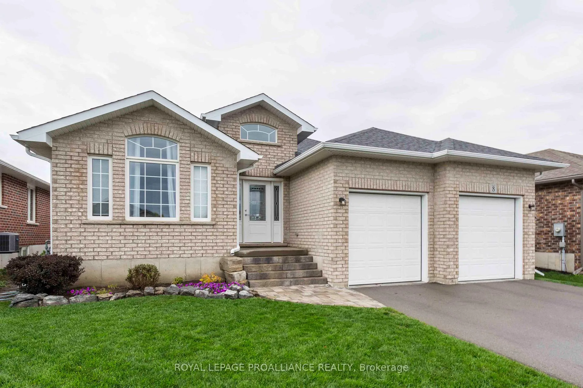 Photo 28 of 8 Crews Crescent, Quinte West, Murray Ward — HOMEH