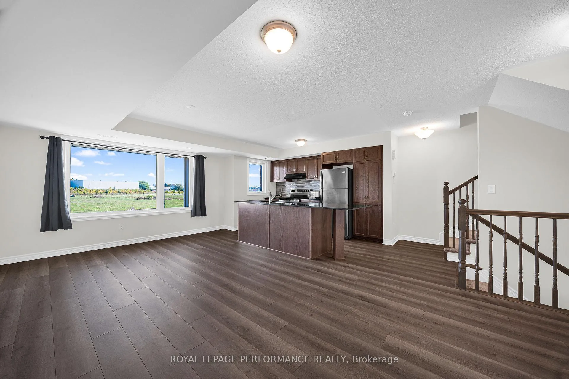 Photo 6 of 517 ozawa Private, Ottawa, CFB Rockcliffe and Area — HOMEH