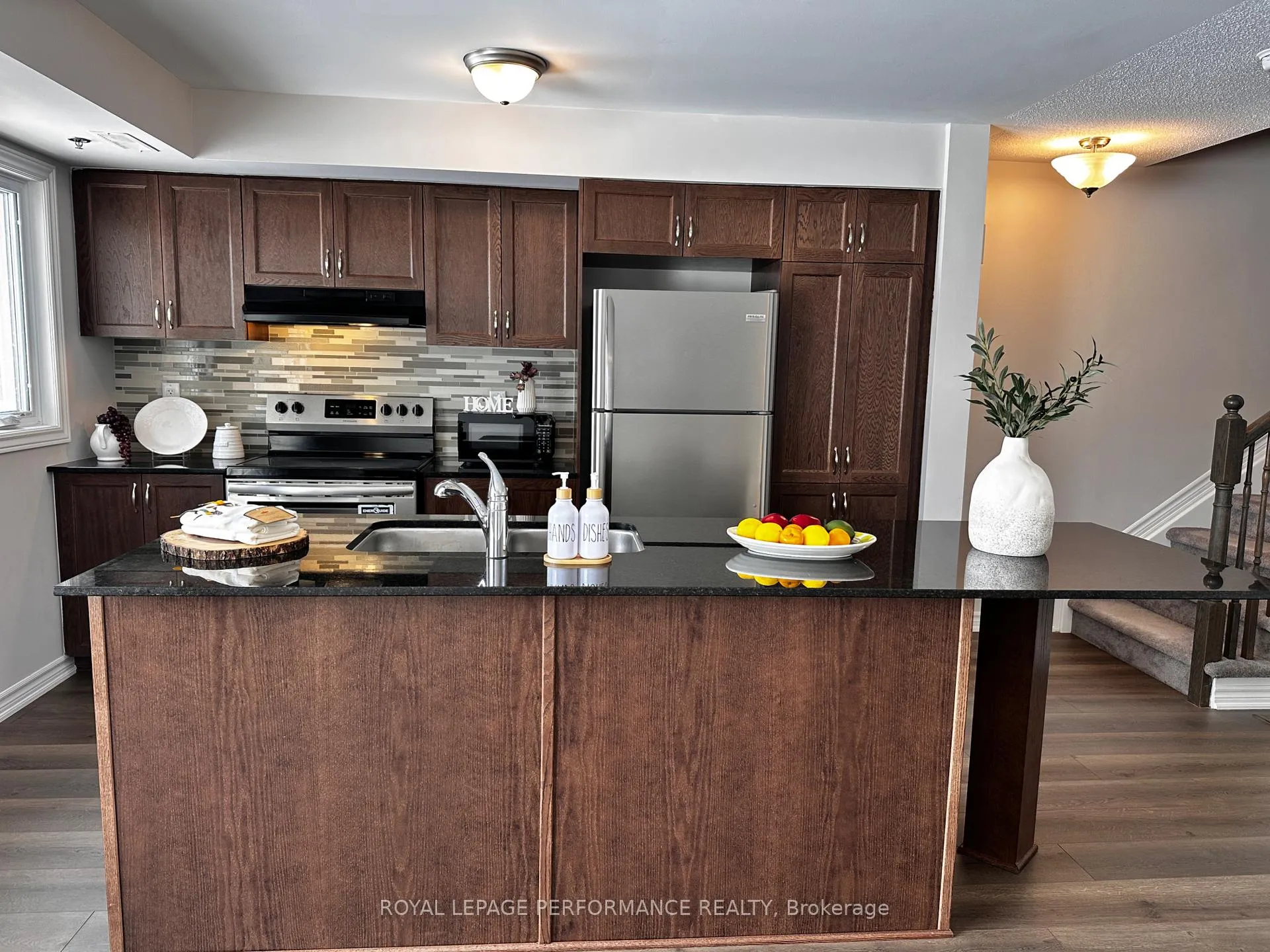 Photo 8 of 517 ozawa Private, Ottawa, CFB Rockcliffe and Area — HOMEH