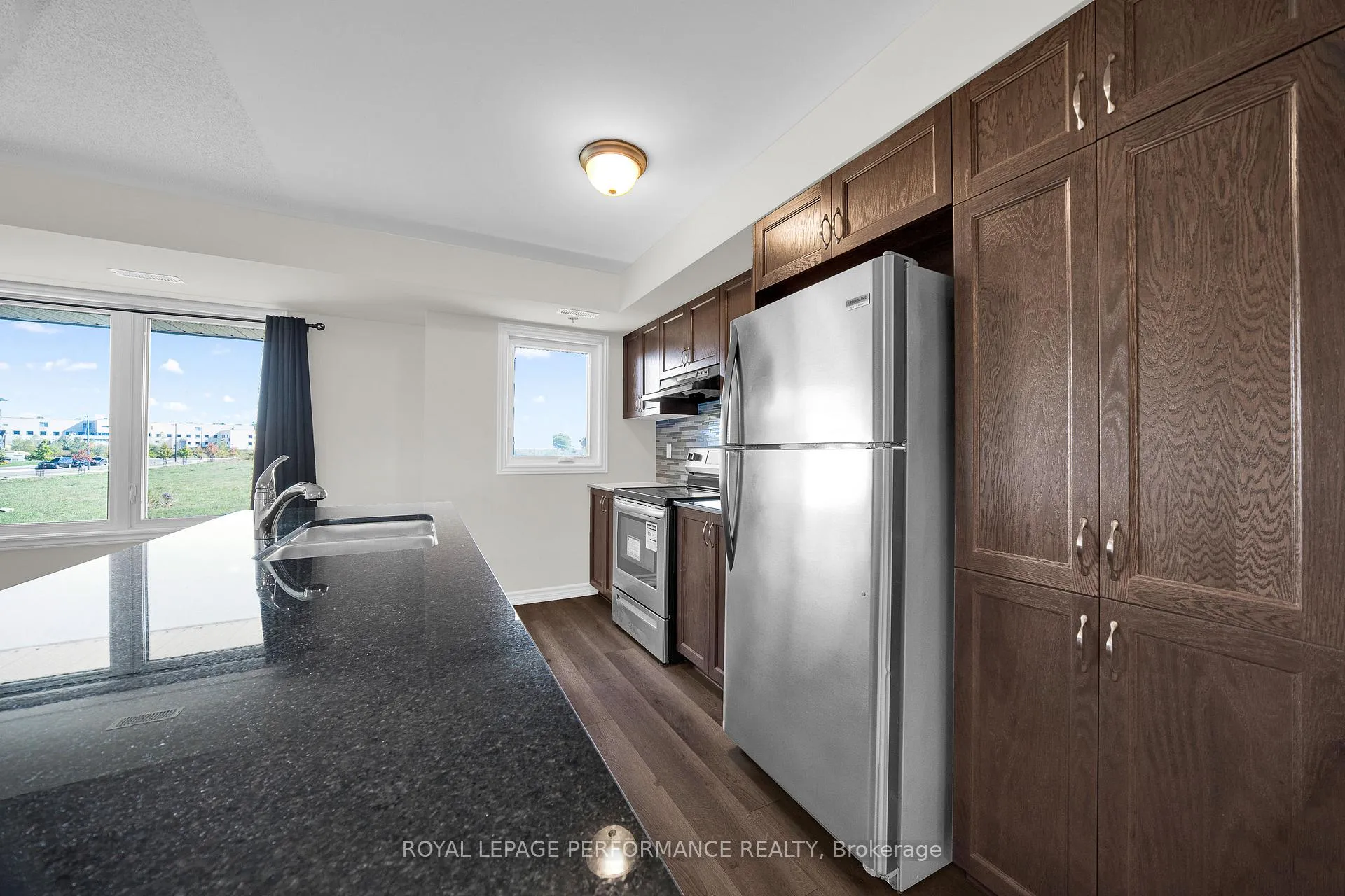 Photo 11 of 517 ozawa Private, Ottawa, CFB Rockcliffe and Area — HOMEH