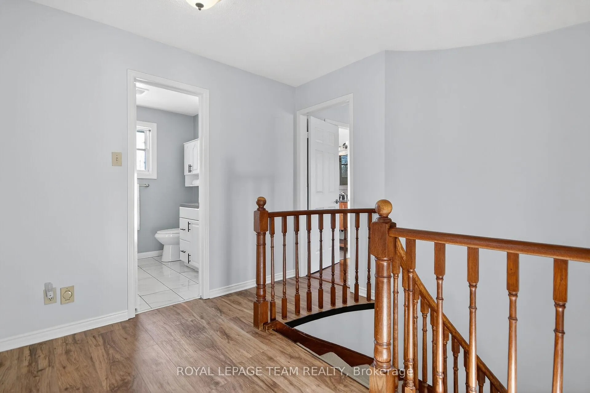 Photo 21 of 1604 Proulx Drive, Ottawa, Fallingbrook/Pineridge — HOMEH