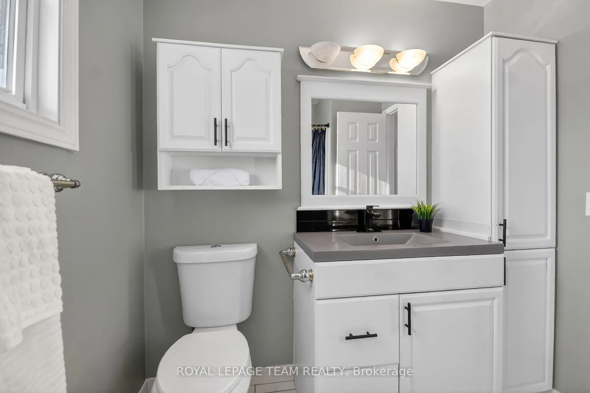 Photo 30 of 1604 Proulx Drive, Ottawa, Fallingbrook/Pineridge — HOMEH