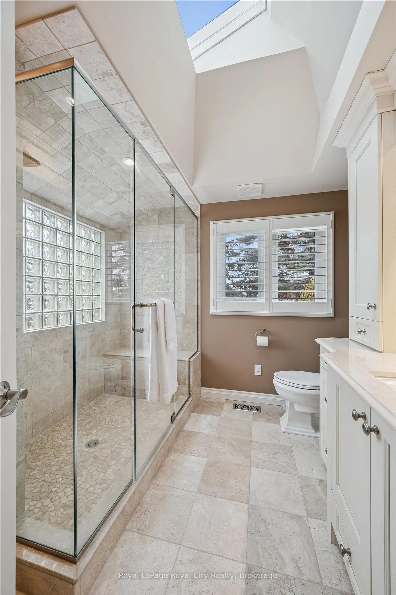 Photo 33 of 1 Quail Creek Drive, Guelph, Kortright Hills — HOMEH