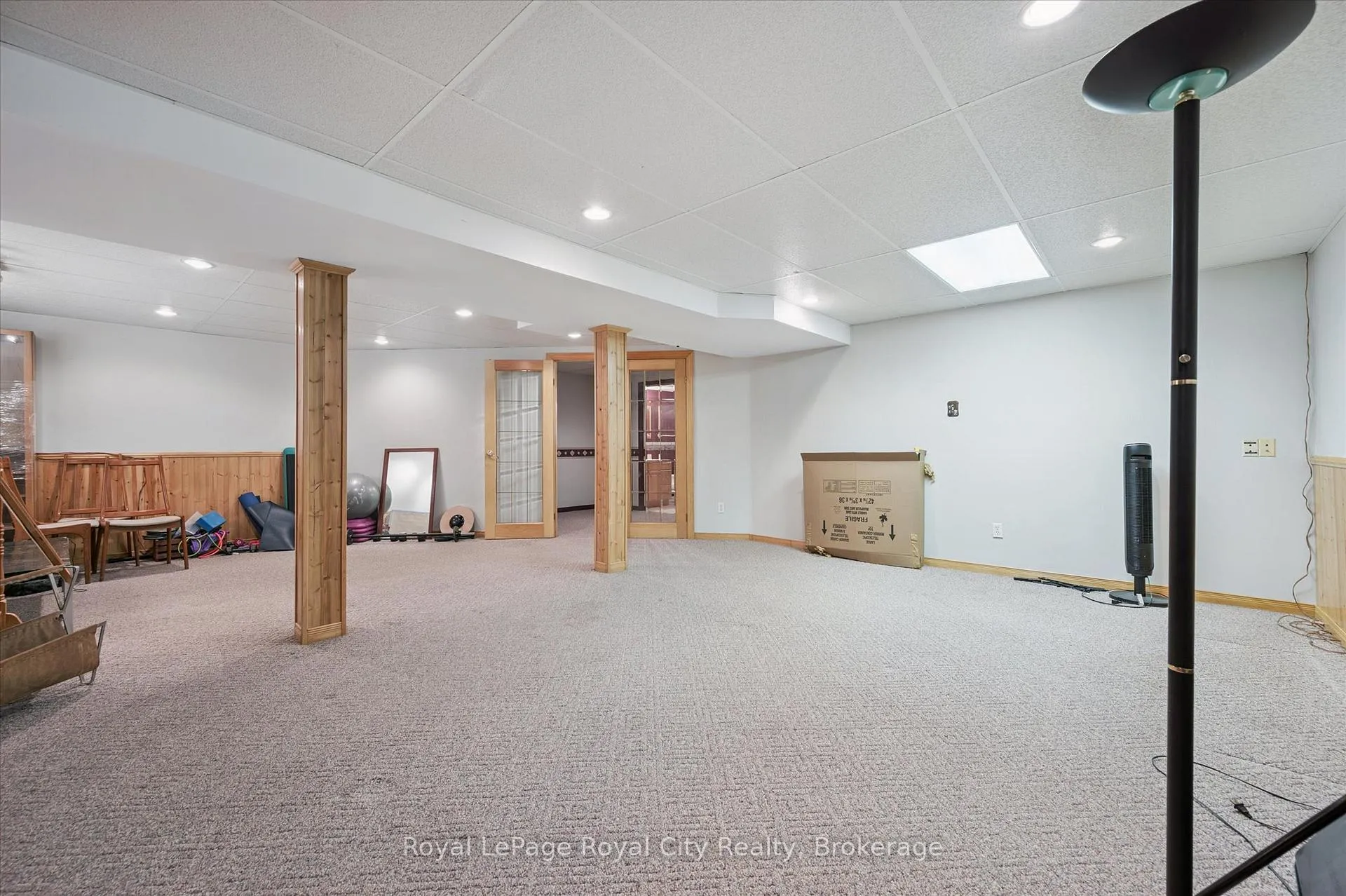 Photo 38 of 1 Quail Creek Drive, Guelph, Kortright Hills — HOMEH