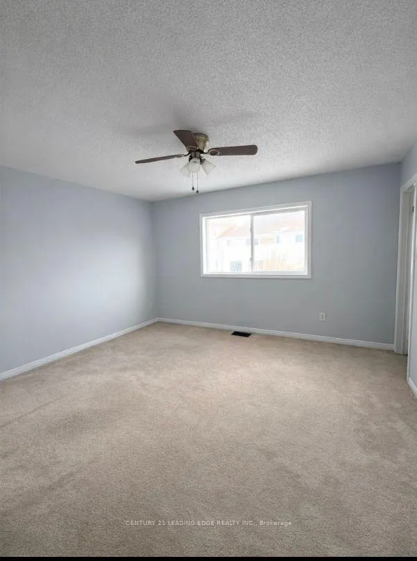 Photo 9 of 1523 Glenbourne Drive, Oshawa, Pinecrest — HOMEH