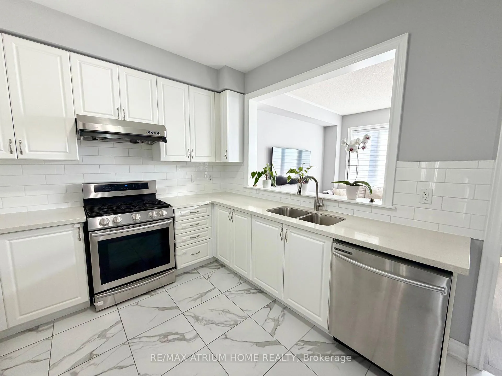 Photo 11 of 362 Kirkham Drive, Markham, Cedarwood — HOMEH
