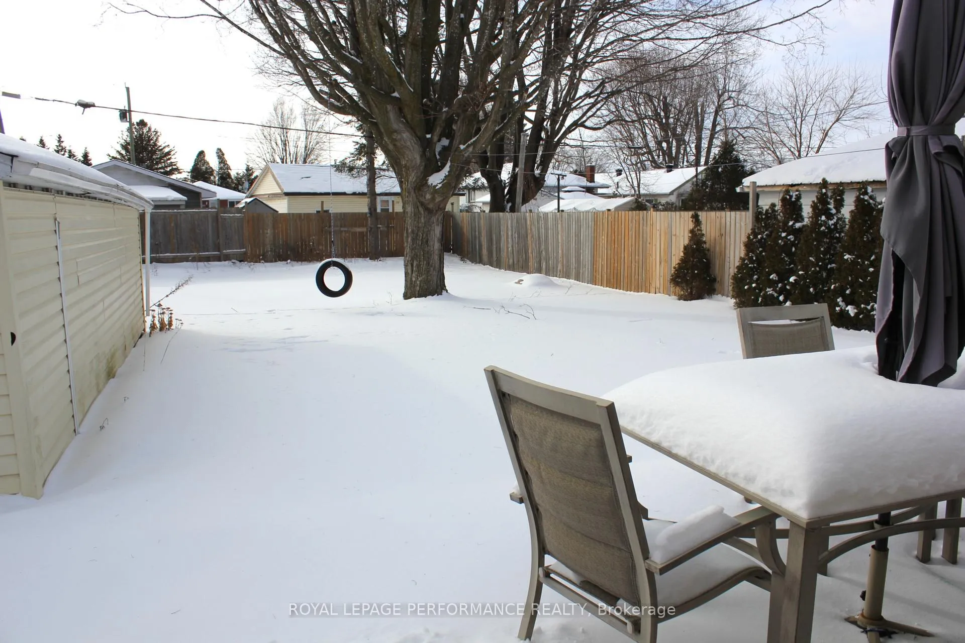 Photo 6 of 1232 Daly Avenue, Cornwall — HOMEH