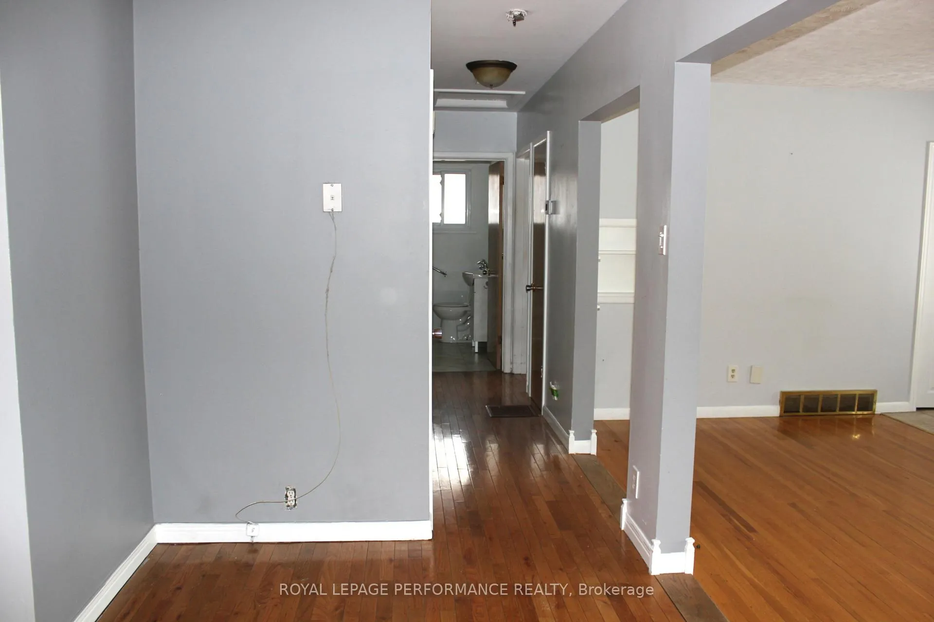 Photo 15 of 1232 Daly Avenue, Cornwall — HOMEH