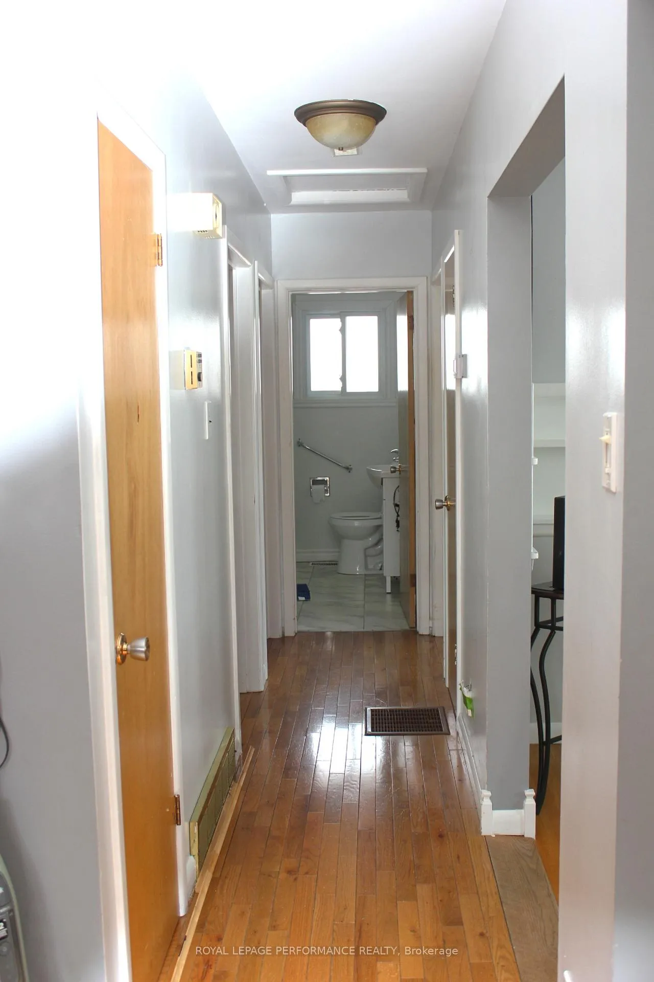 Photo 16 of 1232 Daly Avenue, Cornwall — HOMEH