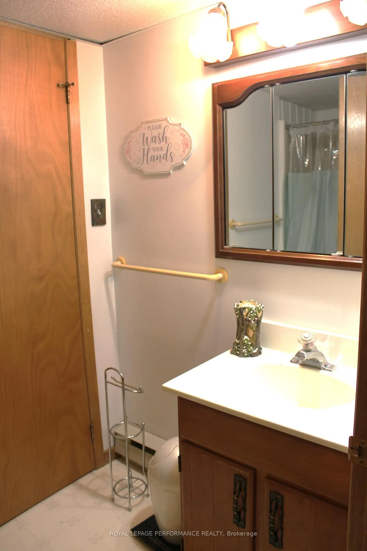 Photo 29 of 1232 Daly Avenue, Cornwall — HOMEH