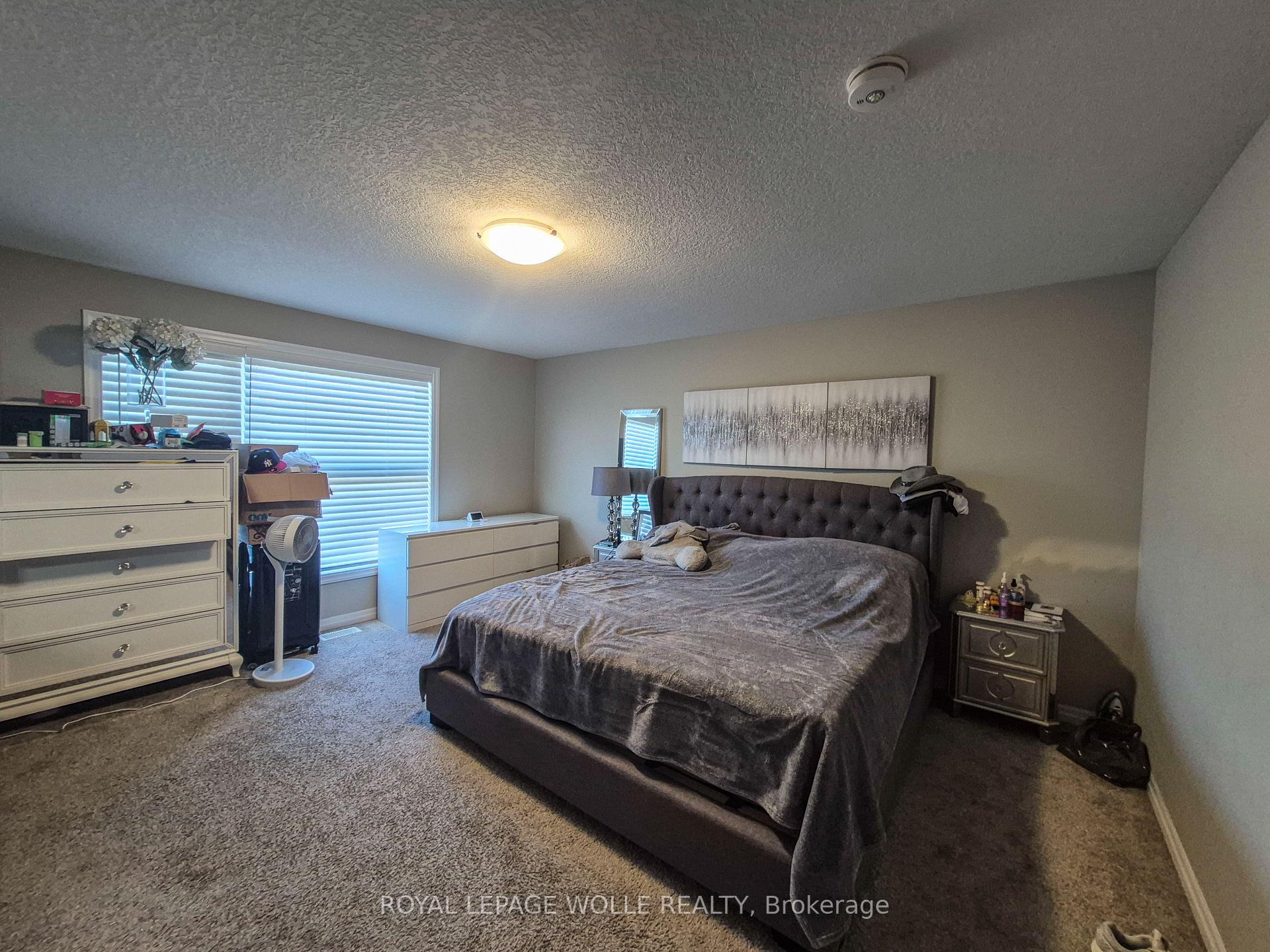 Photo 5 of 153 Otterbein Road, Kitchener — HOMEH