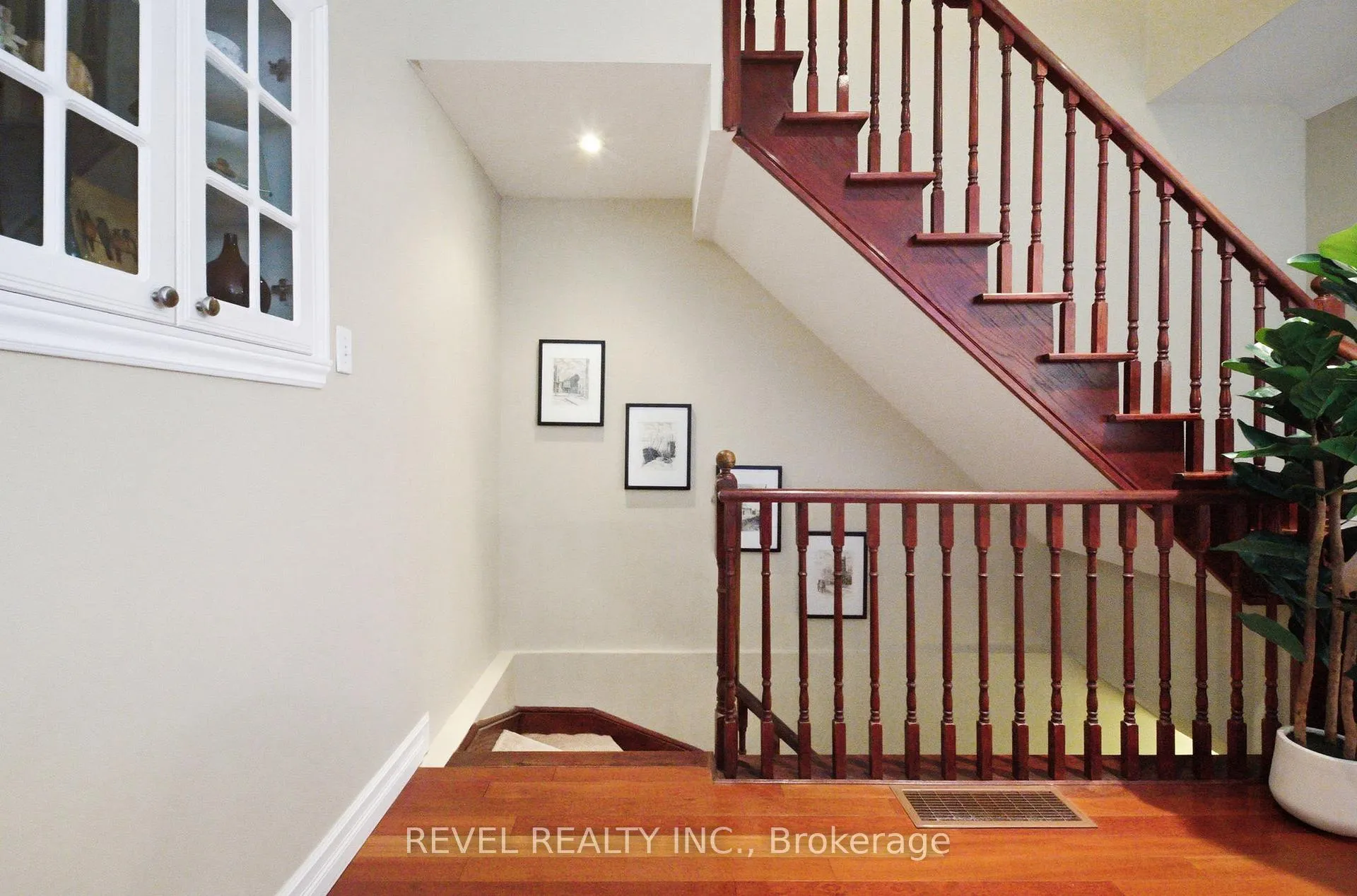 Photo 6 of 3 Dreamcrest Court, Whitby, Pringle Creek — HOMEH