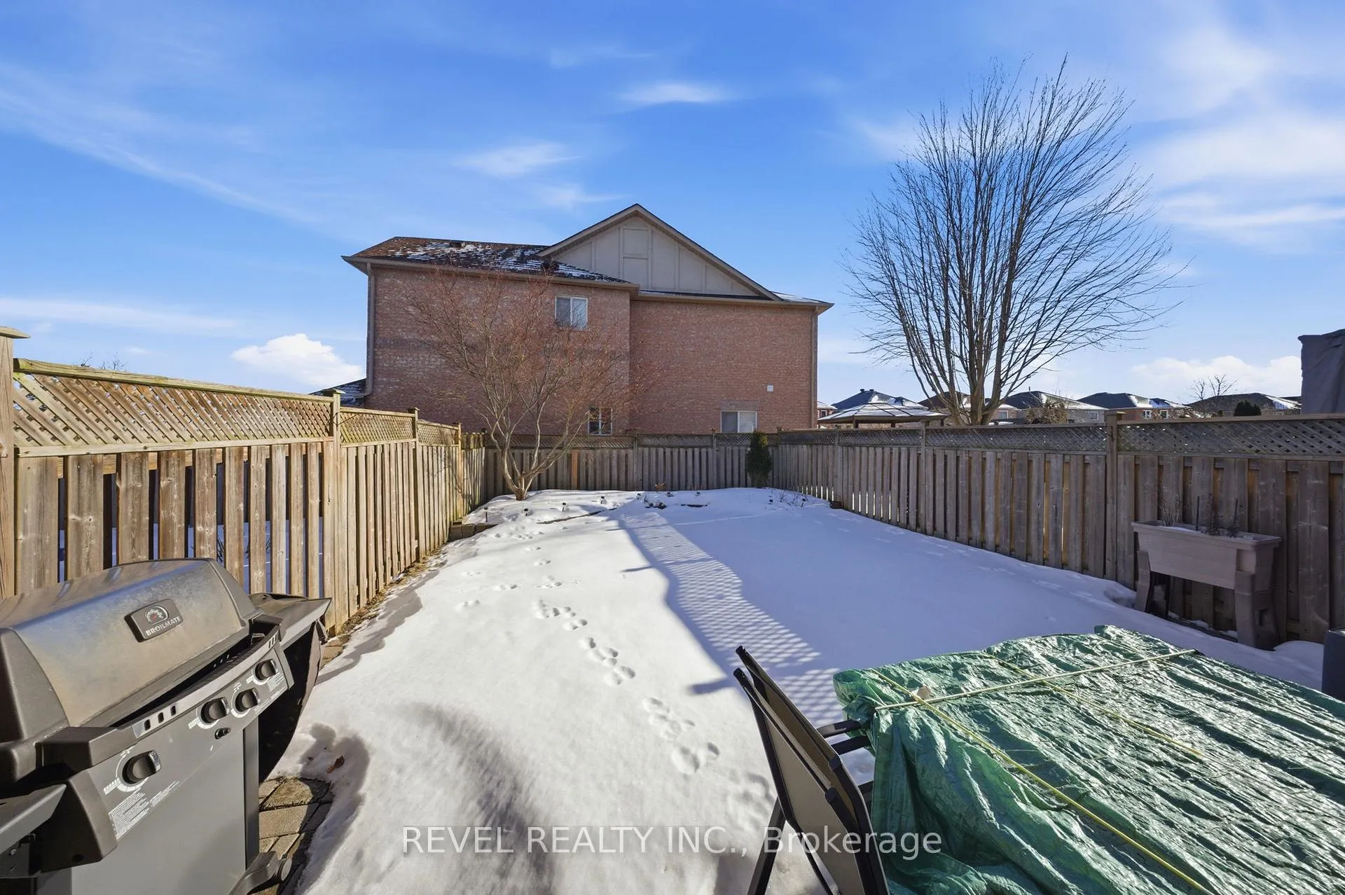 Photo 8 of 3 Dreamcrest Court, Whitby, Pringle Creek — HOMEH