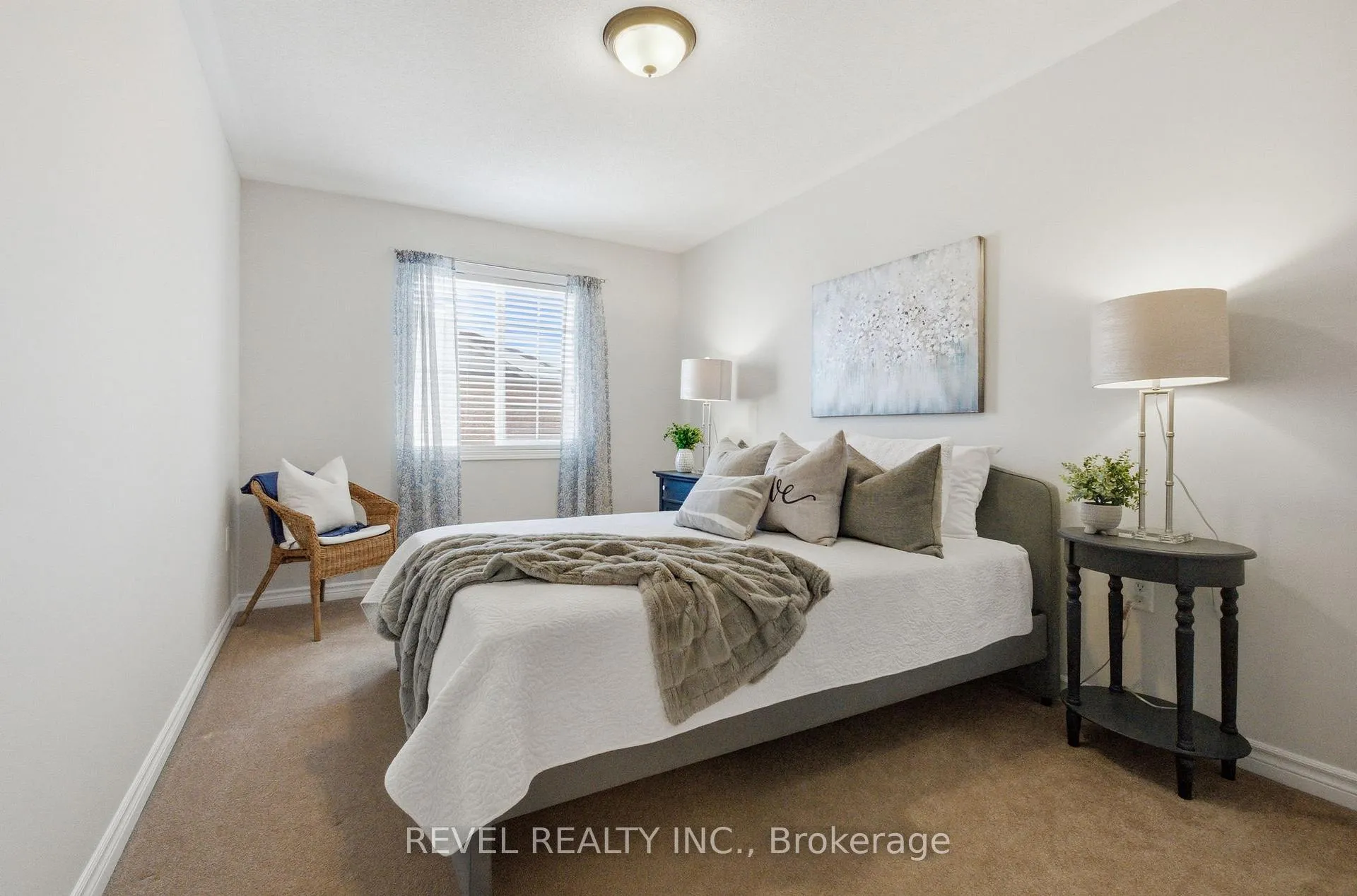 Photo 12 of 3 Dreamcrest Court, Whitby, Pringle Creek — HOMEH