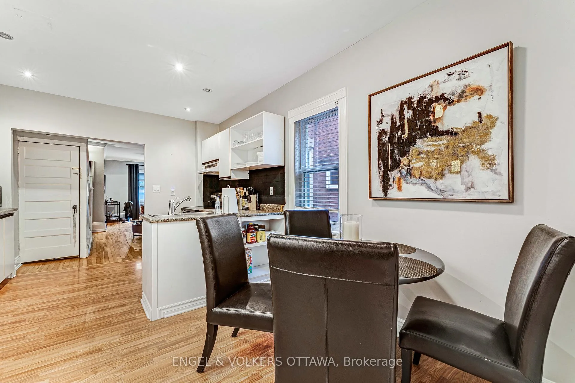 Photo 11 of 293 York Street, Ottawa, Lower Town — HOMEH