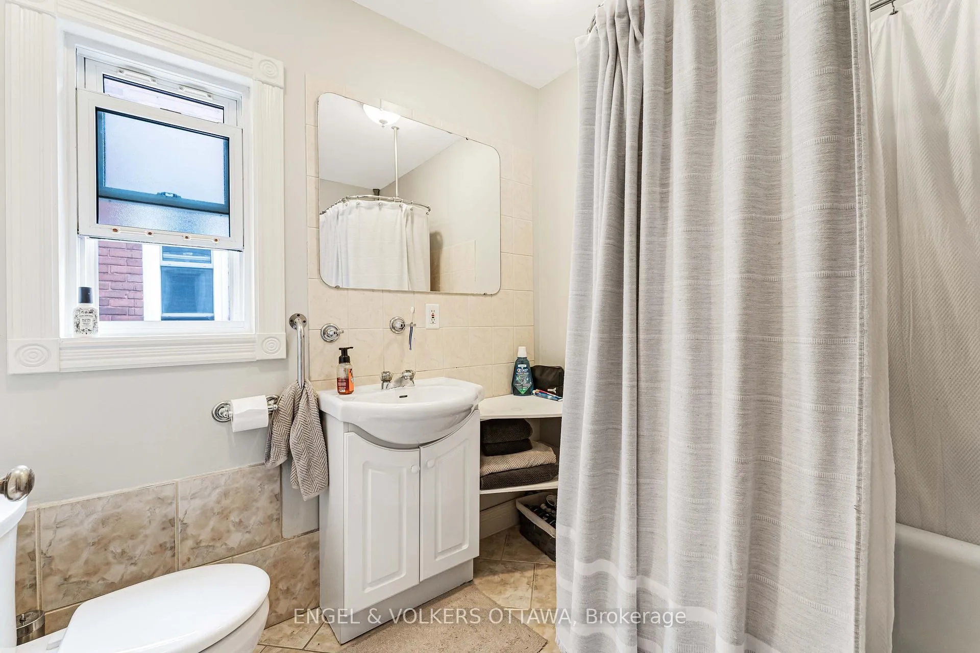 Photo 16 of 293 York Street, Ottawa, Lower Town — HOMEH