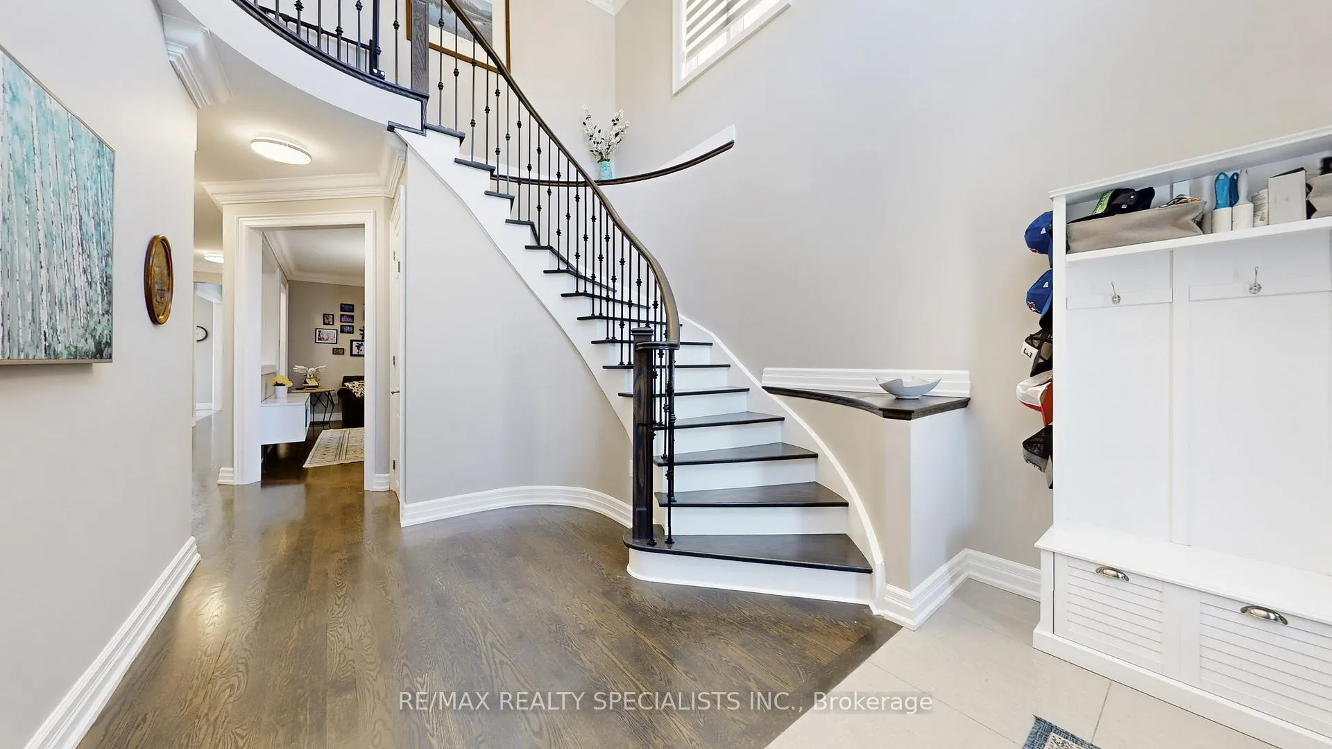 Photo 5 of 10 Christensen Avenue, Caledon, Bolton North — HOMEH