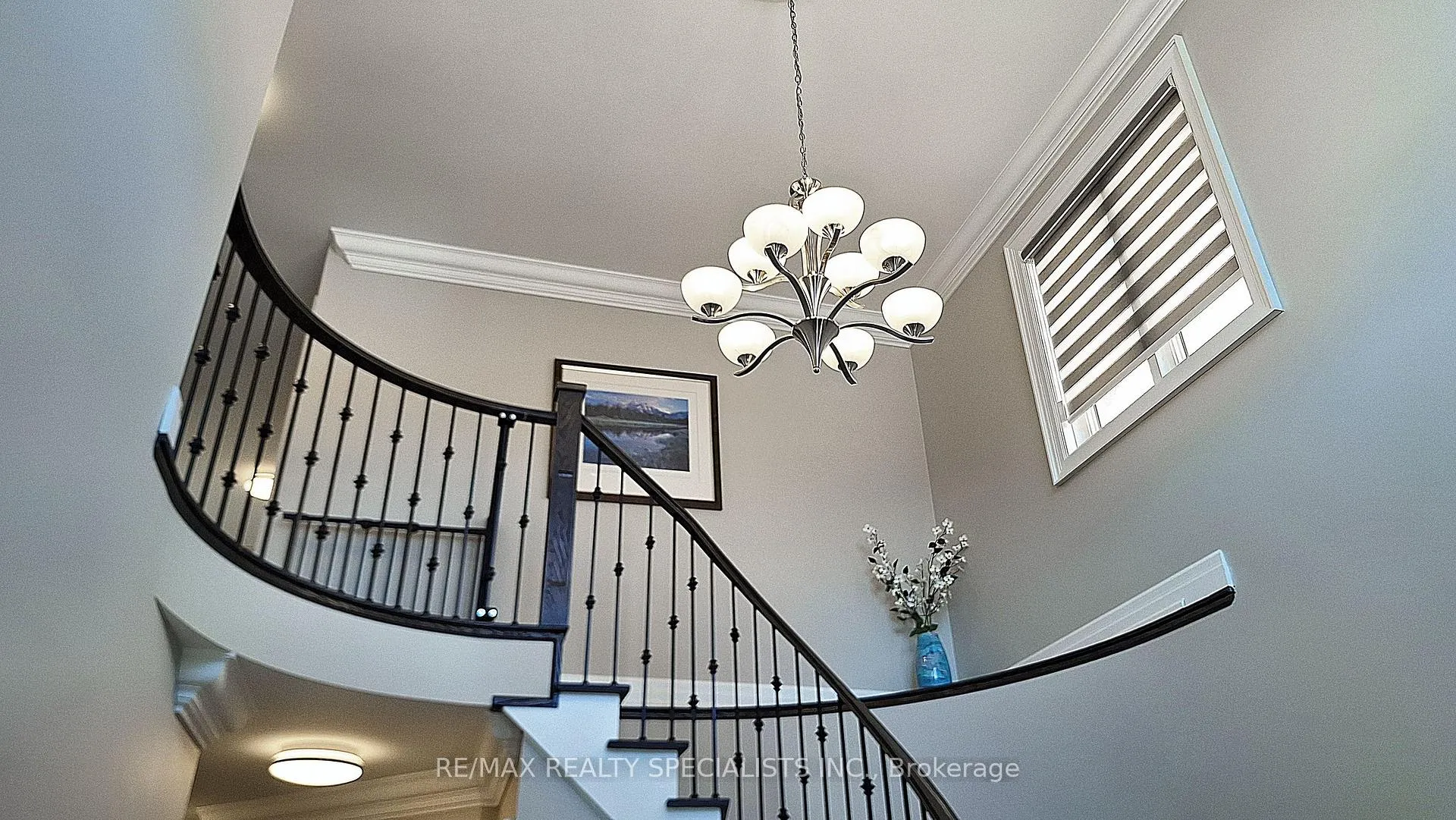 Photo 7 of 10 Christensen Avenue, Caledon, Bolton North — HOMEH