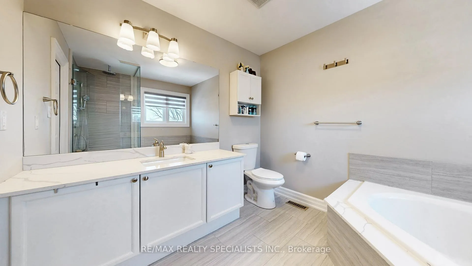 Photo 25 of 10 Christensen Avenue, Caledon, Bolton North — HOMEH