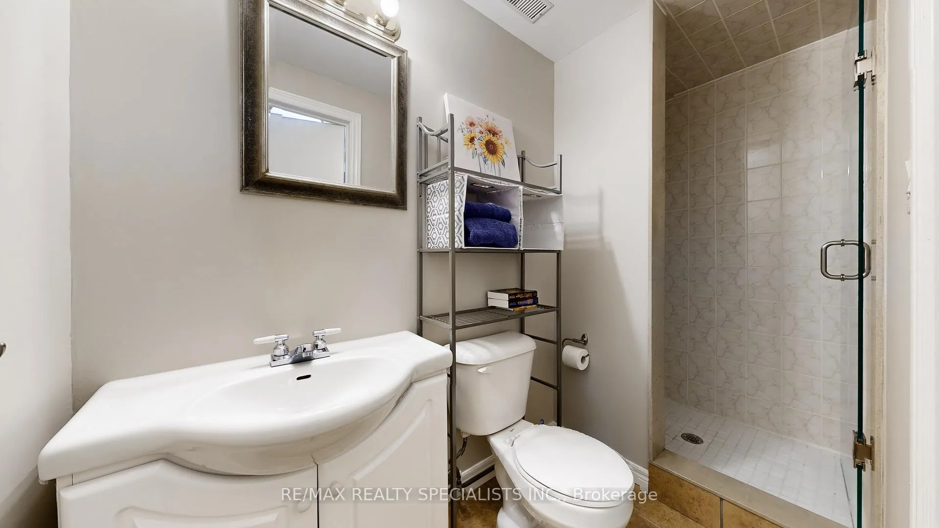Photo 42 of 10 Christensen Avenue, Caledon, Bolton North — HOMEH