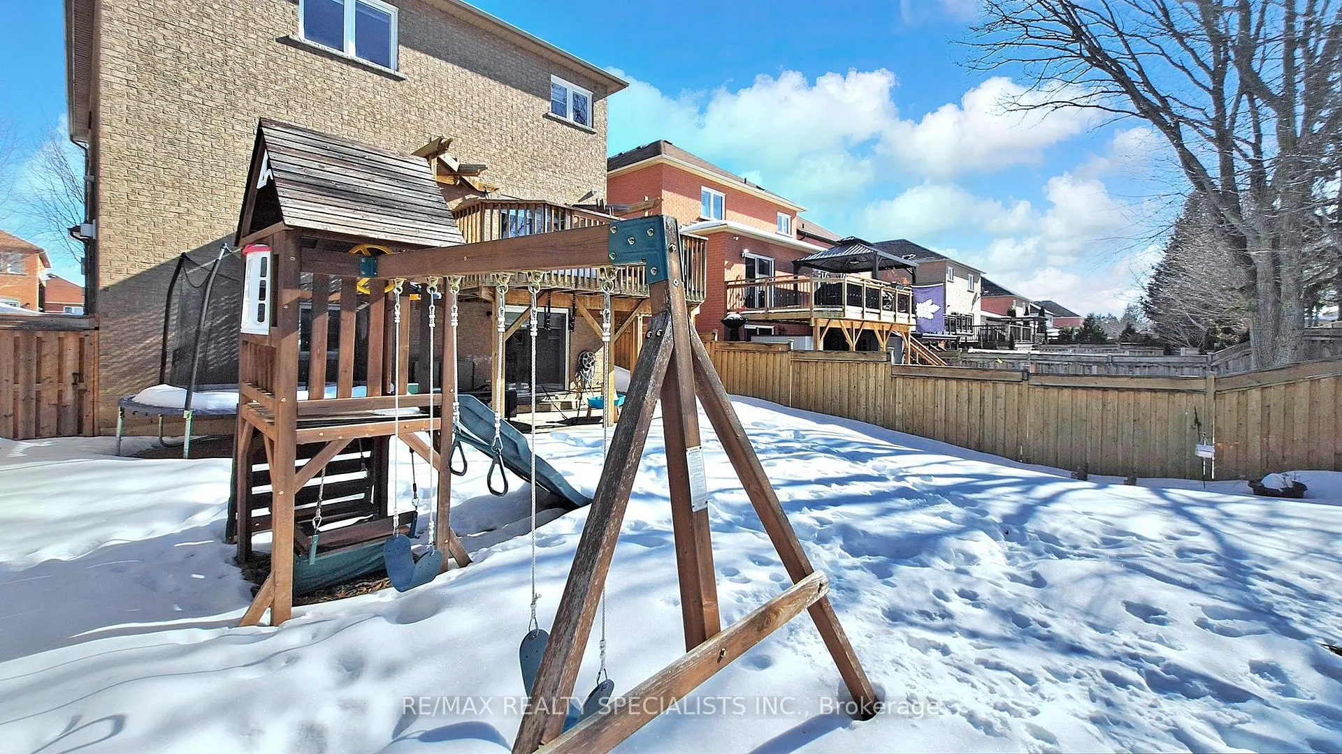 Photo 43 of 10 Christensen Avenue, Caledon, Bolton North — HOMEH