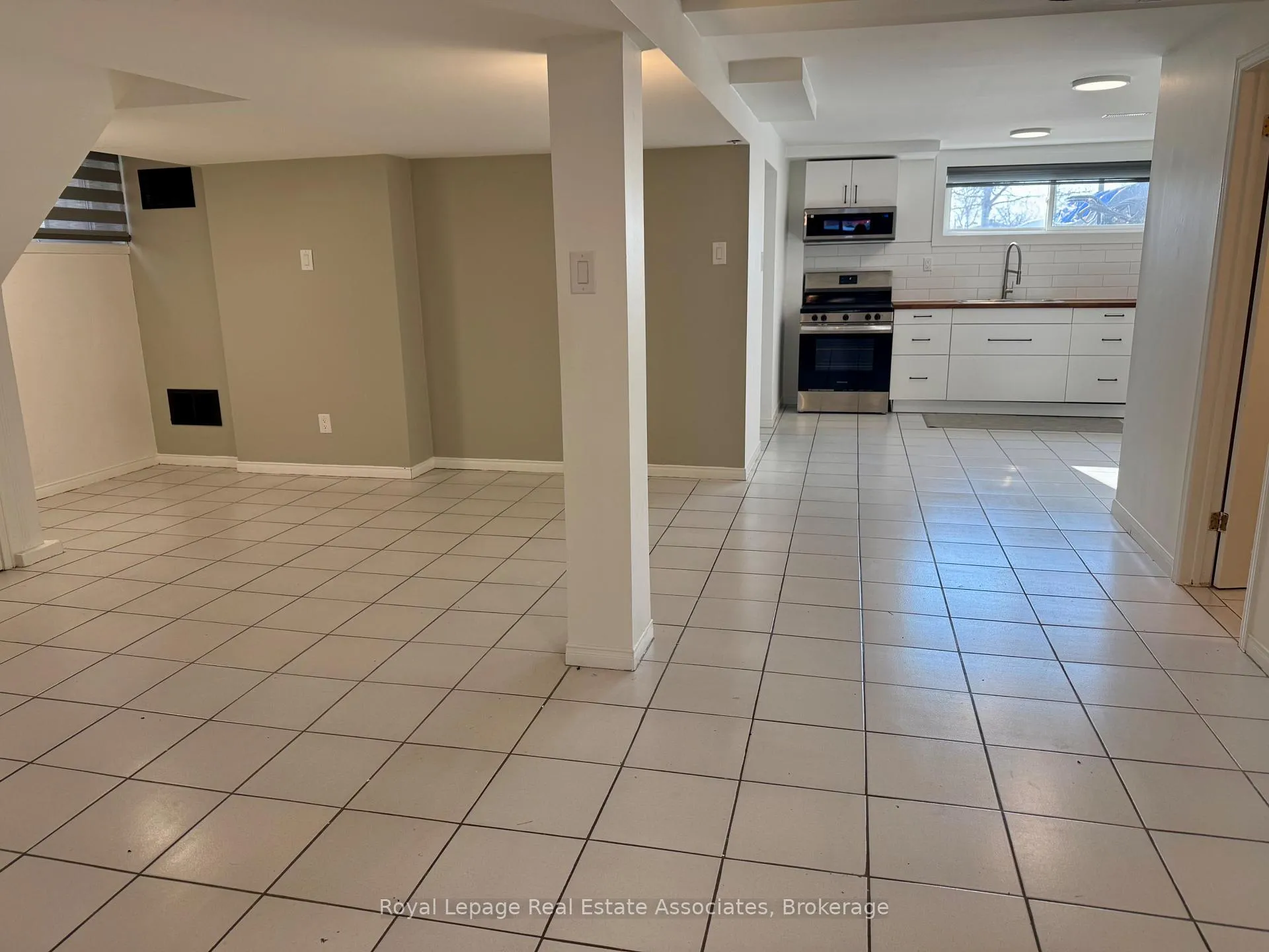 Photo 4 of Unit Lower, 81 Post Road, Brampton, Brampton North — HOMEH