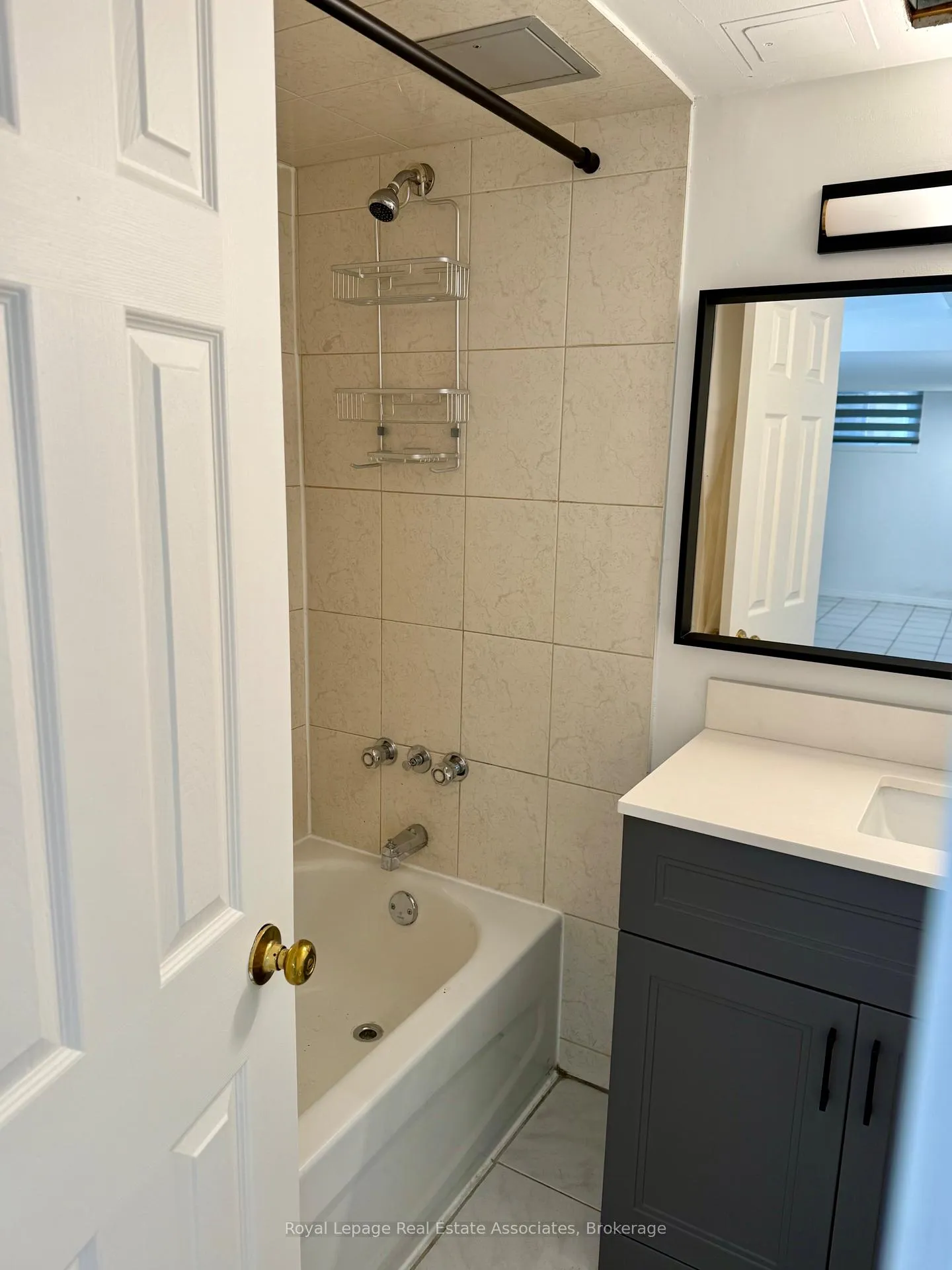 Photo 15 of Unit Lower, 81 Post Road, Brampton, Brampton North — HOMEH
