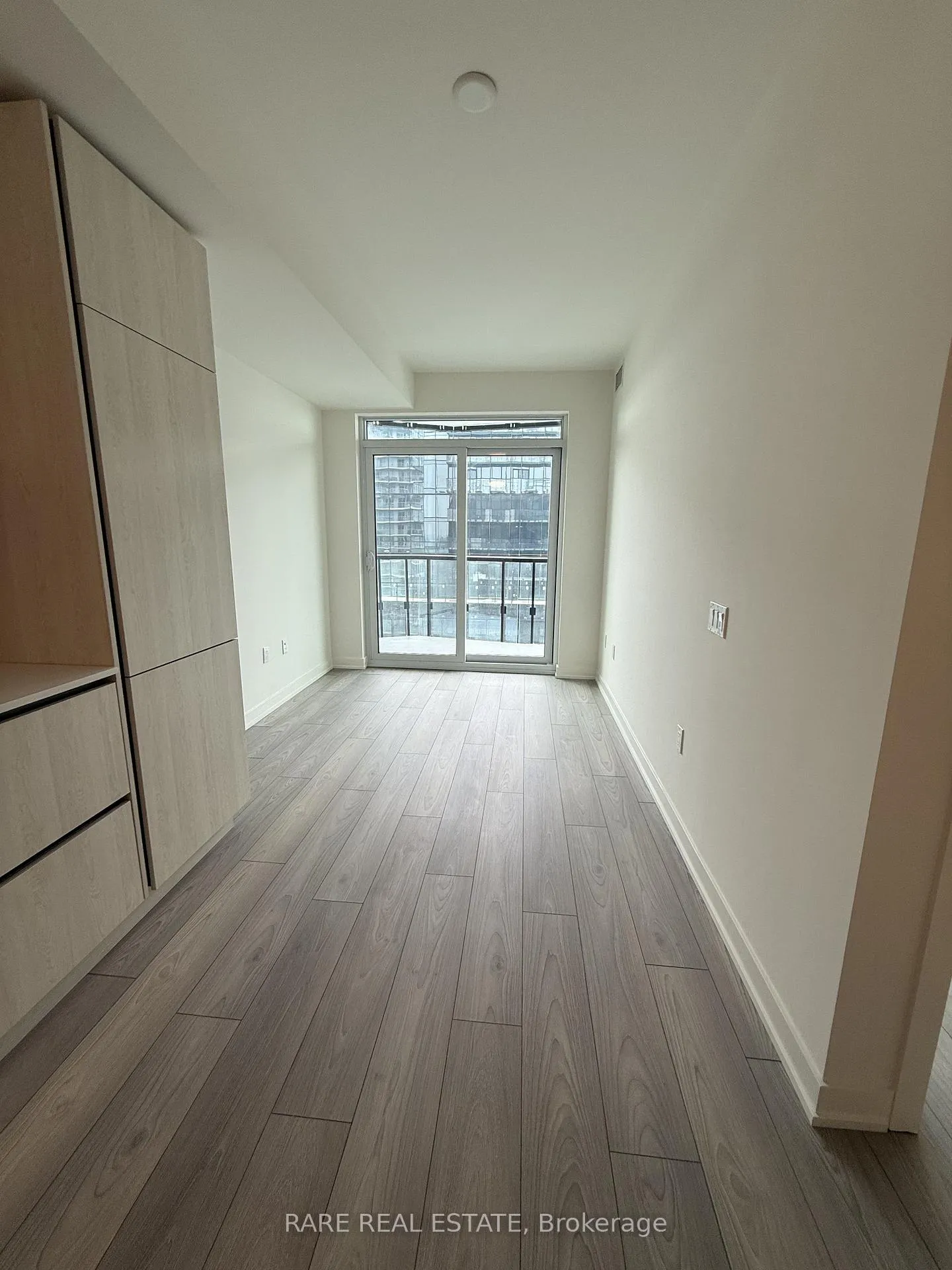 Photo 7 of Unit 2706, 110 Broadway Avenue, Toronto, Mount Pleasant West — HOMEH