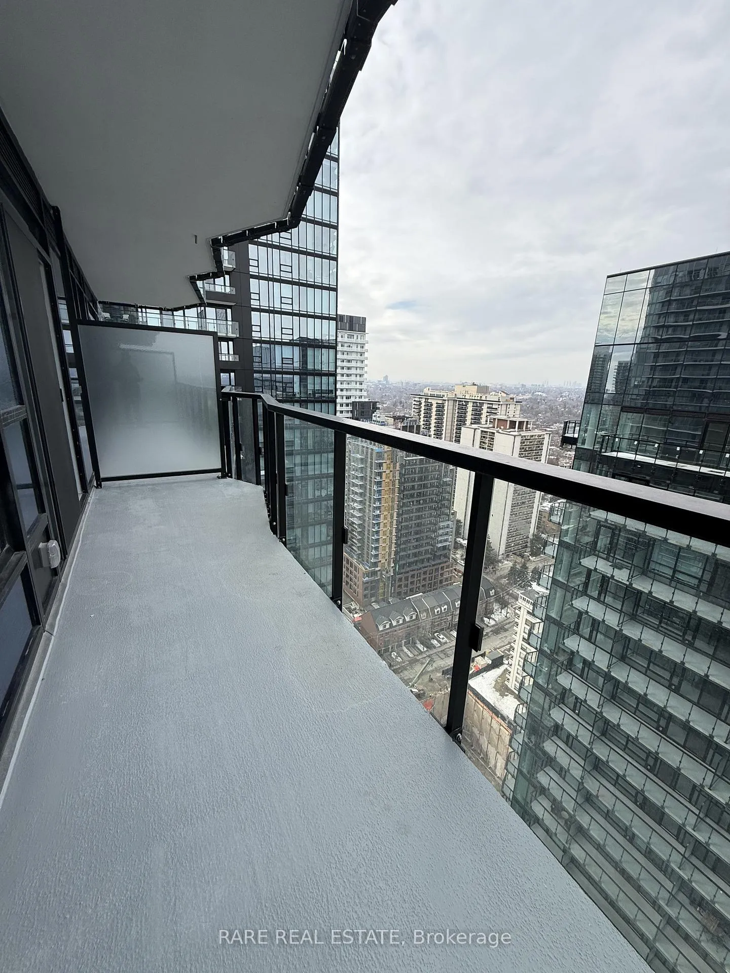 Photo 10 of Unit 2706, 110 Broadway Avenue, Toronto, Mount Pleasant West — HOMEH