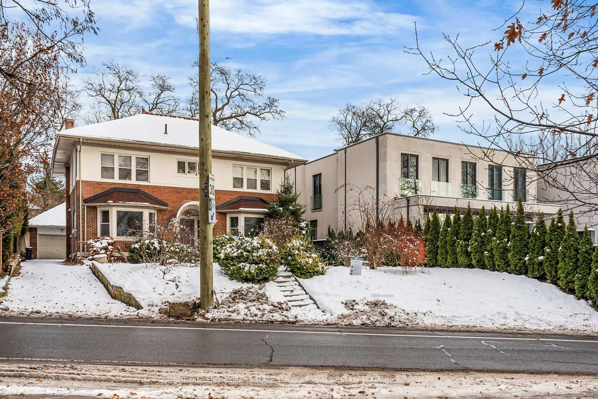 Photo 3 of 181 Poplar Plains Road, Toronto, Casa Loma — HOMEH