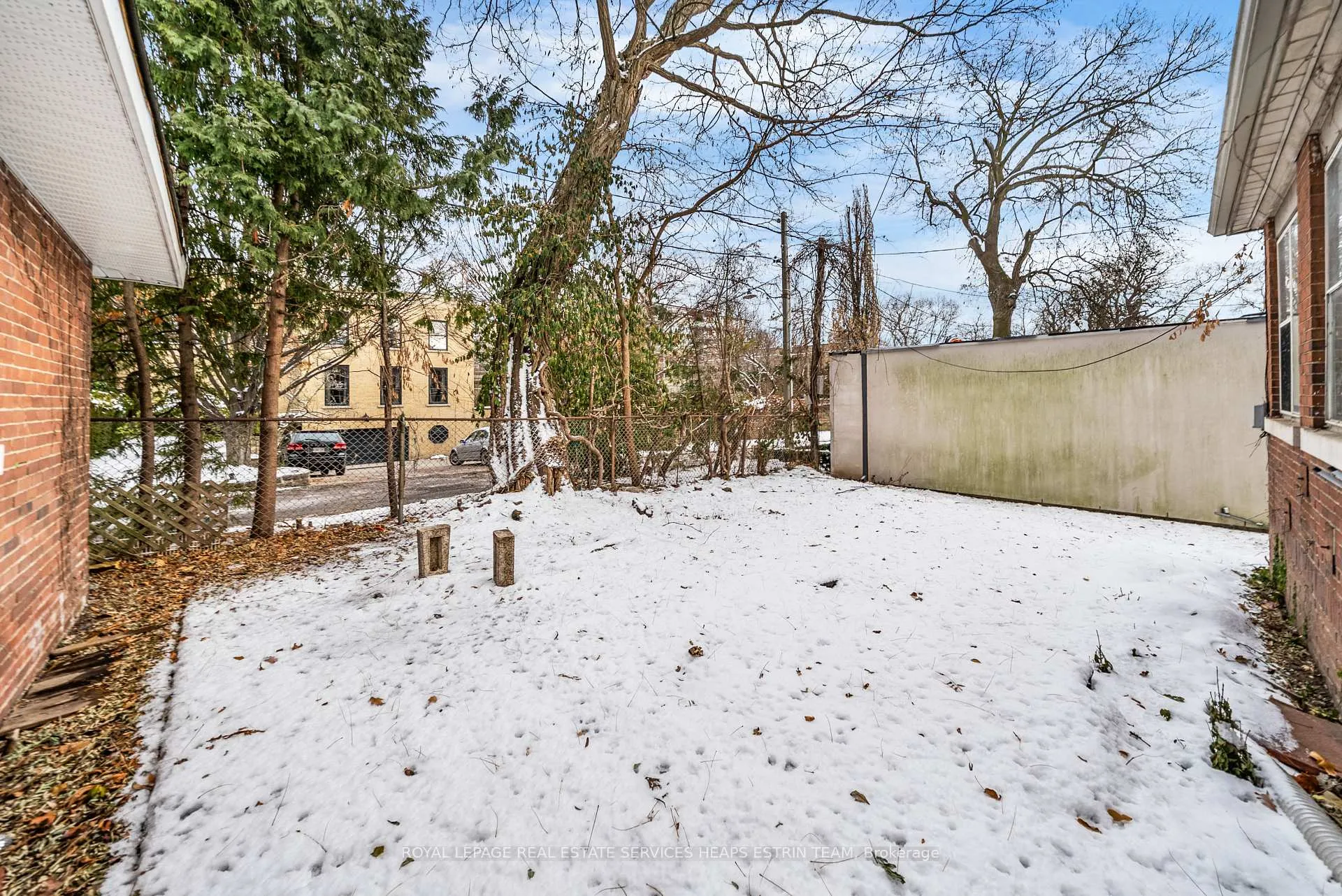 Photo 5 of 181 Poplar Plains Road, Toronto, Casa Loma — HOMEH