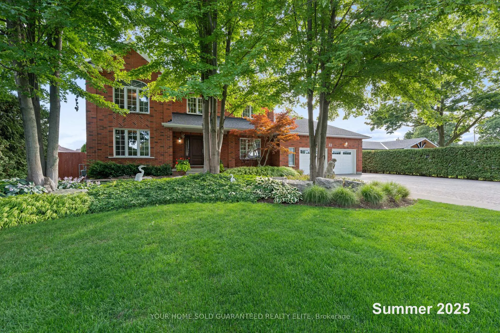 Photo 2 of 22 Wendakee Drive, Hamilton, Winona Park — HOMEH