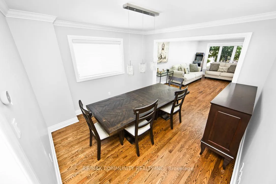 Photo 7 of 18 Winter Court, Whitby, Blue Grass Meadows — HOMEH