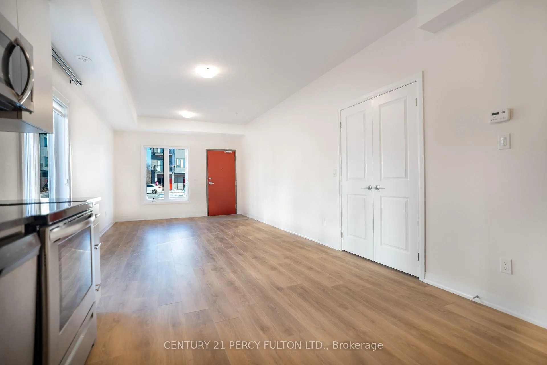 Photo 8 of Unit 212, 2635 William Jackson Drive, Pickering, Duffin Heights — HOMEH