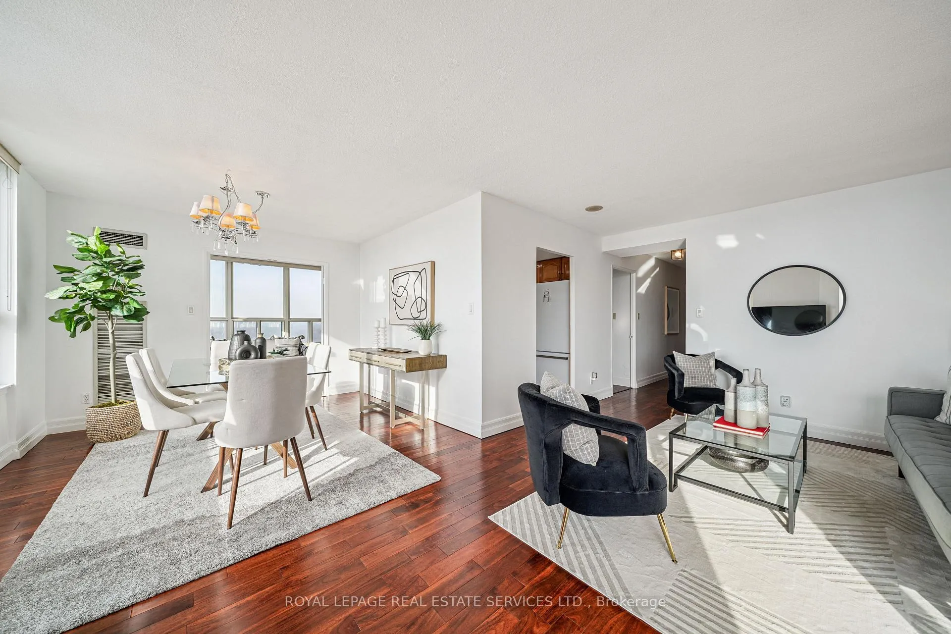 Photo 5 of Unit 1716, 268 Ridley Boulevard, Toronto, Bedford Park-Nortown — HOMEH