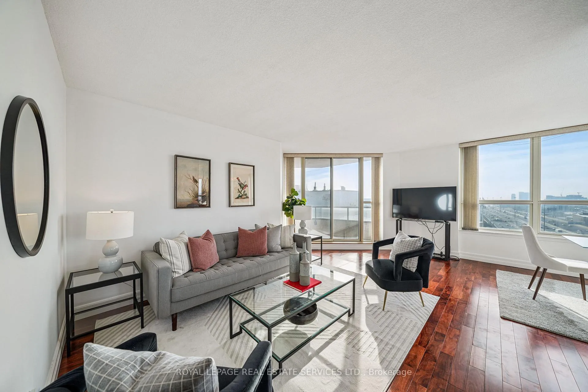 Photo 6 of Unit 1716, 268 Ridley Boulevard, Toronto, Bedford Park-Nortown — HOMEH