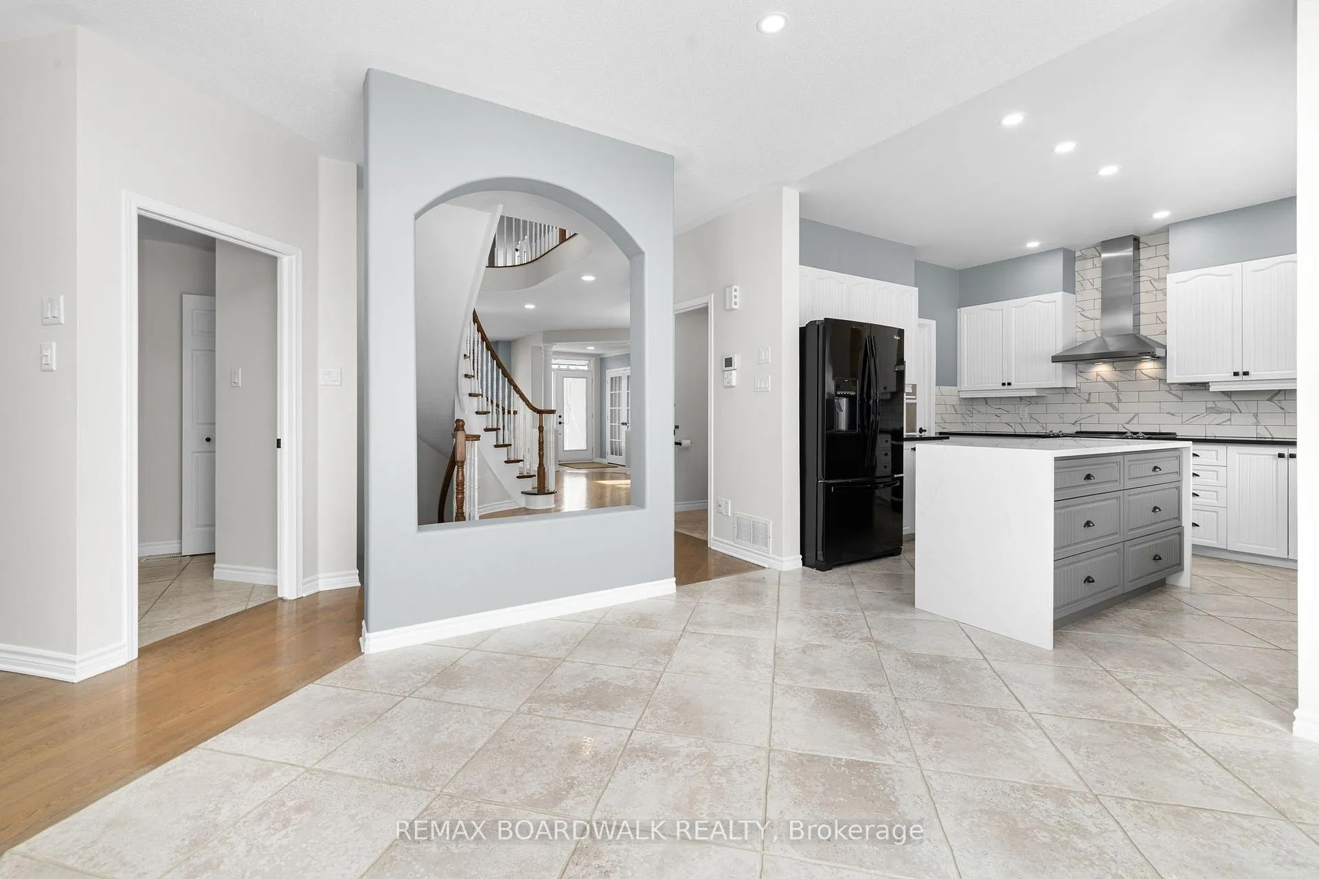 Photo 16 of 2128 Rexton Street, Ottawa, Avalon East — HOMEH