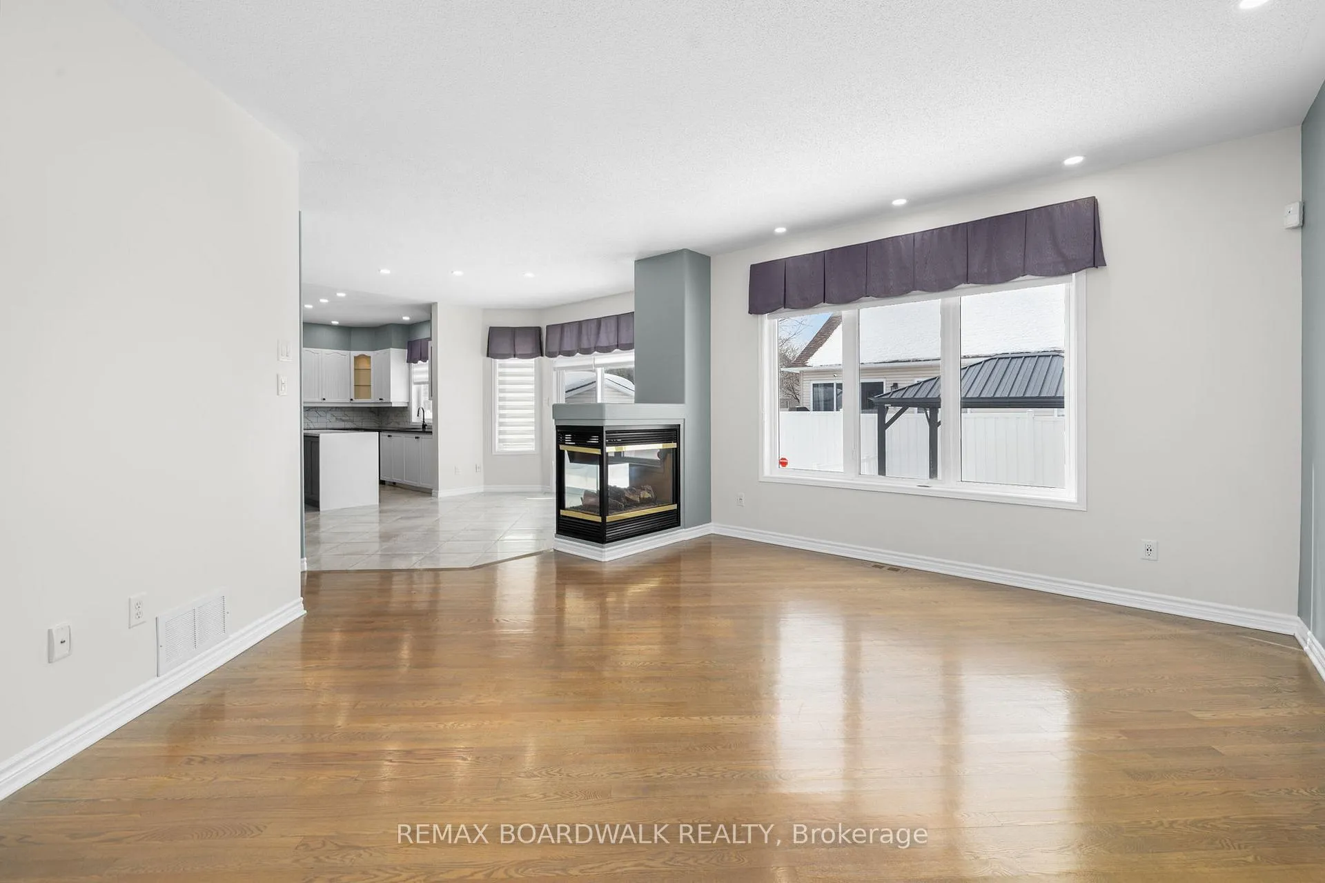 Photo 22 of 2128 Rexton Street, Ottawa, Avalon East — HOMEH