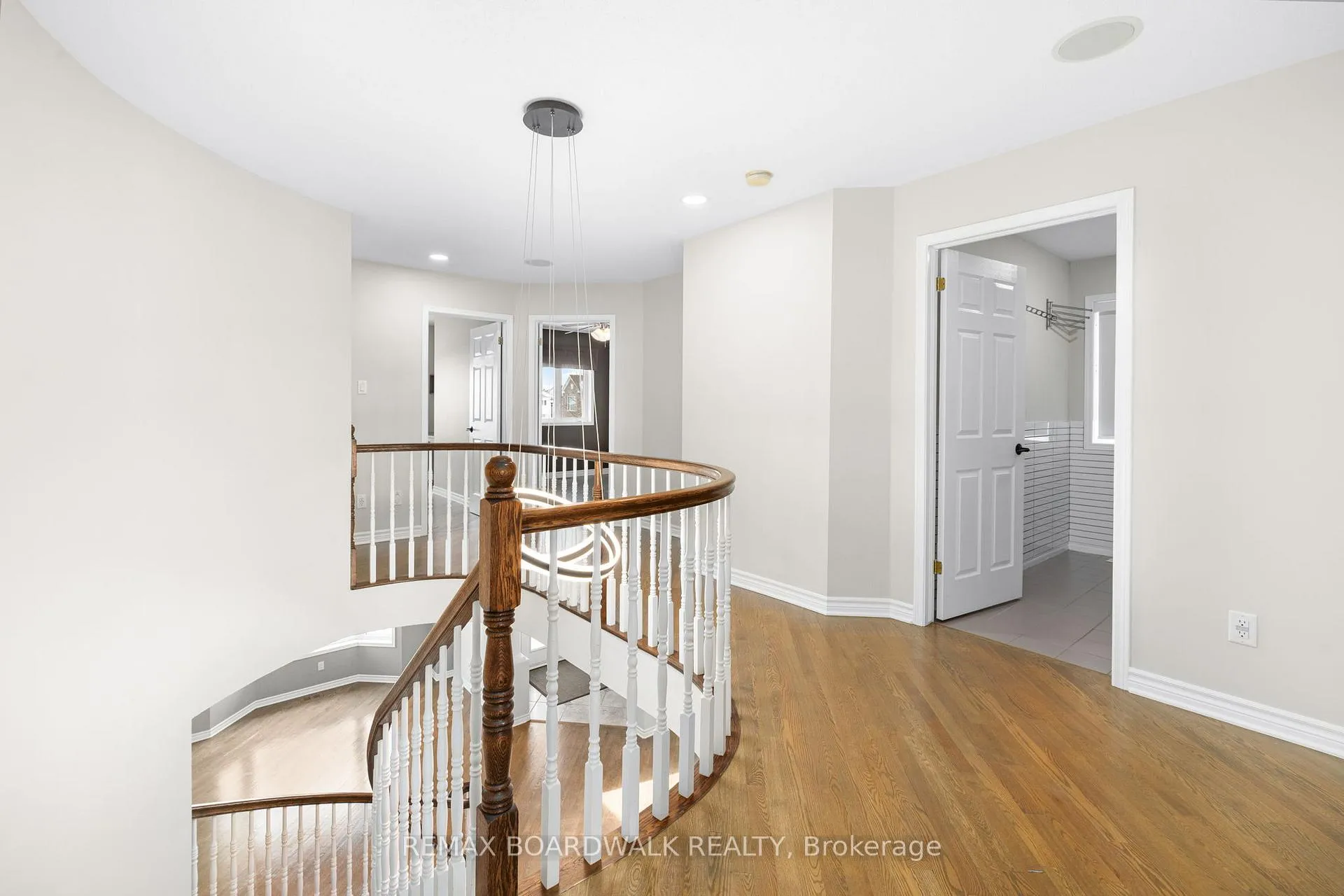 Photo 24 of 2128 Rexton Street, Ottawa, Avalon East — HOMEH