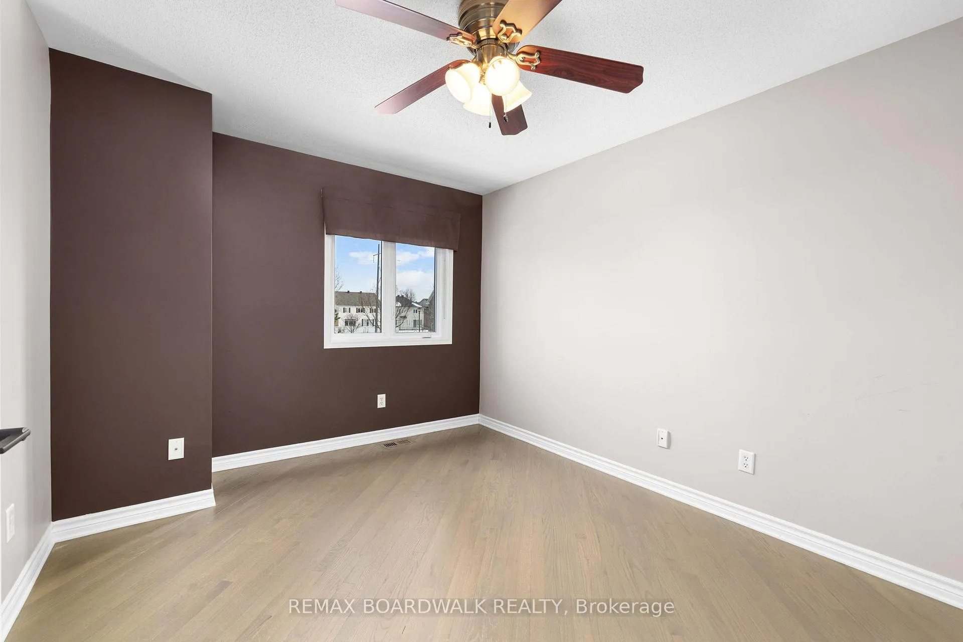 Photo 29 of 2128 Rexton Street, Ottawa, Avalon East — HOMEH