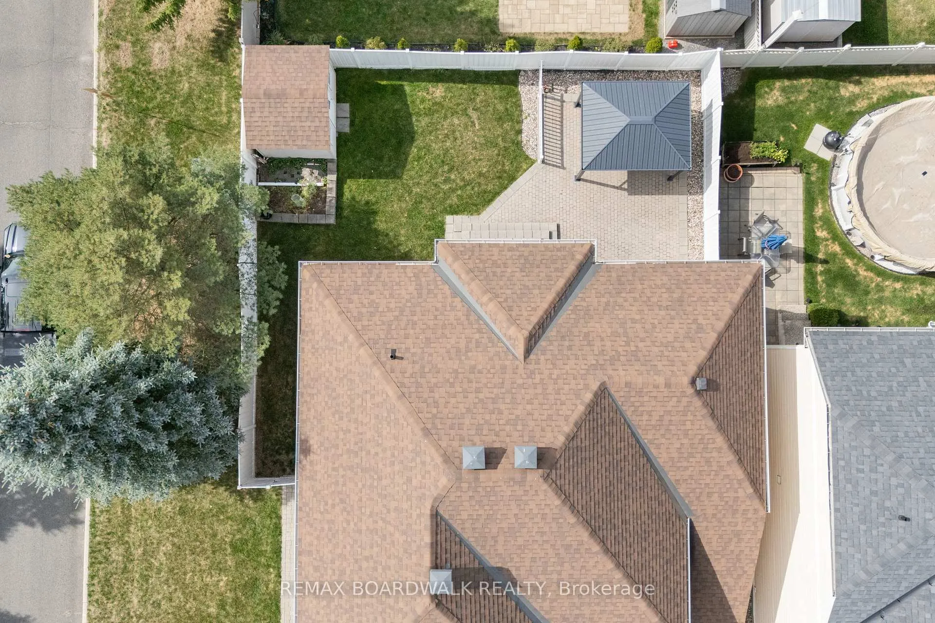 Photo 43 of 2128 Rexton Street, Ottawa, Avalon East — HOMEH