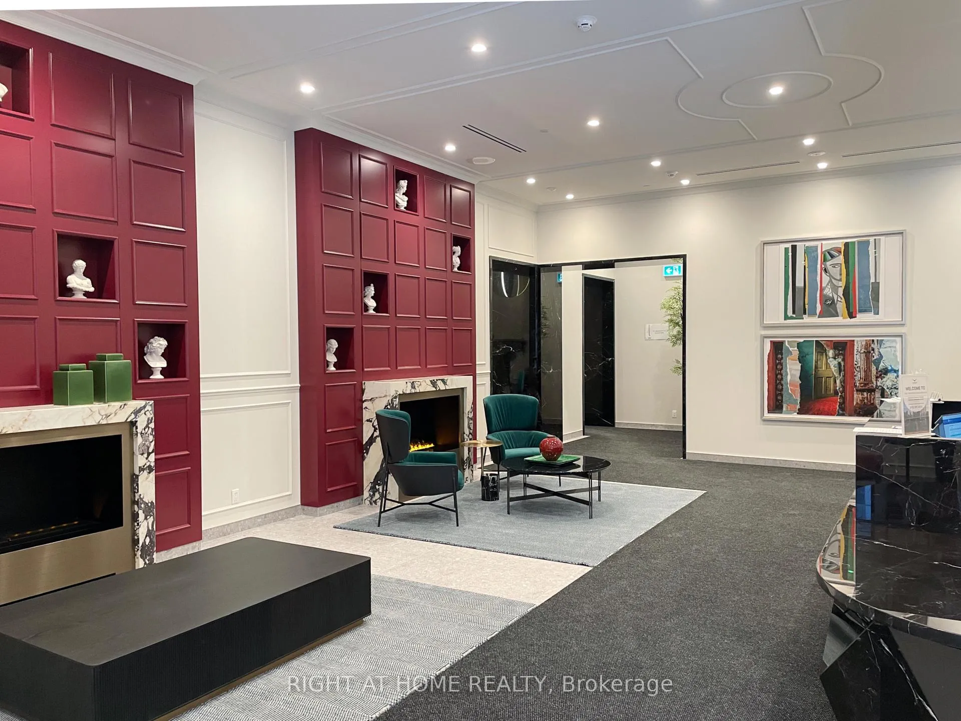 Photo 4 of Unit 1018, 180 Front Street E, Toronto, Moss Park — HOMEH