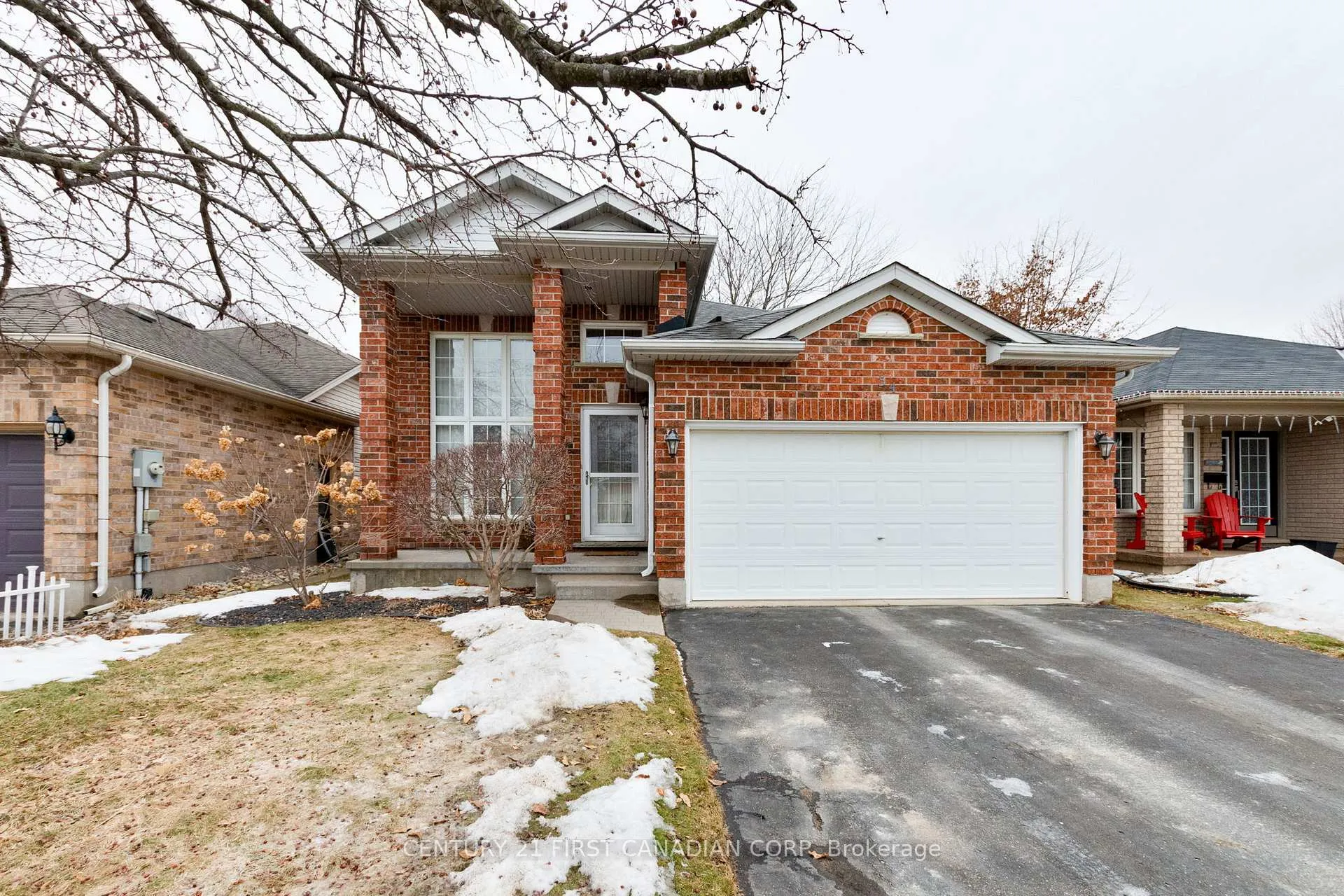 Photo 1 of 54 Willow Crescent, Strathroy-Caradoc, SE — HOMEH