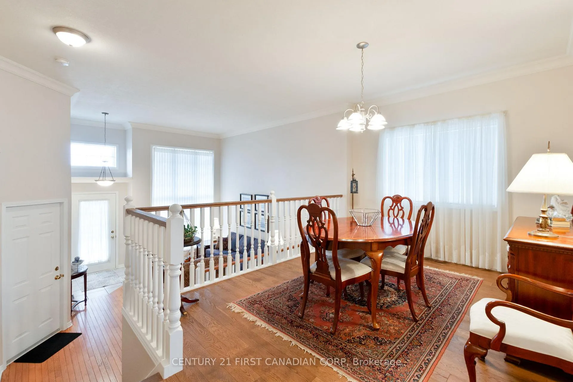 Photo 10 of 54 Willow Crescent, Strathroy-Caradoc, SE — HOMEH