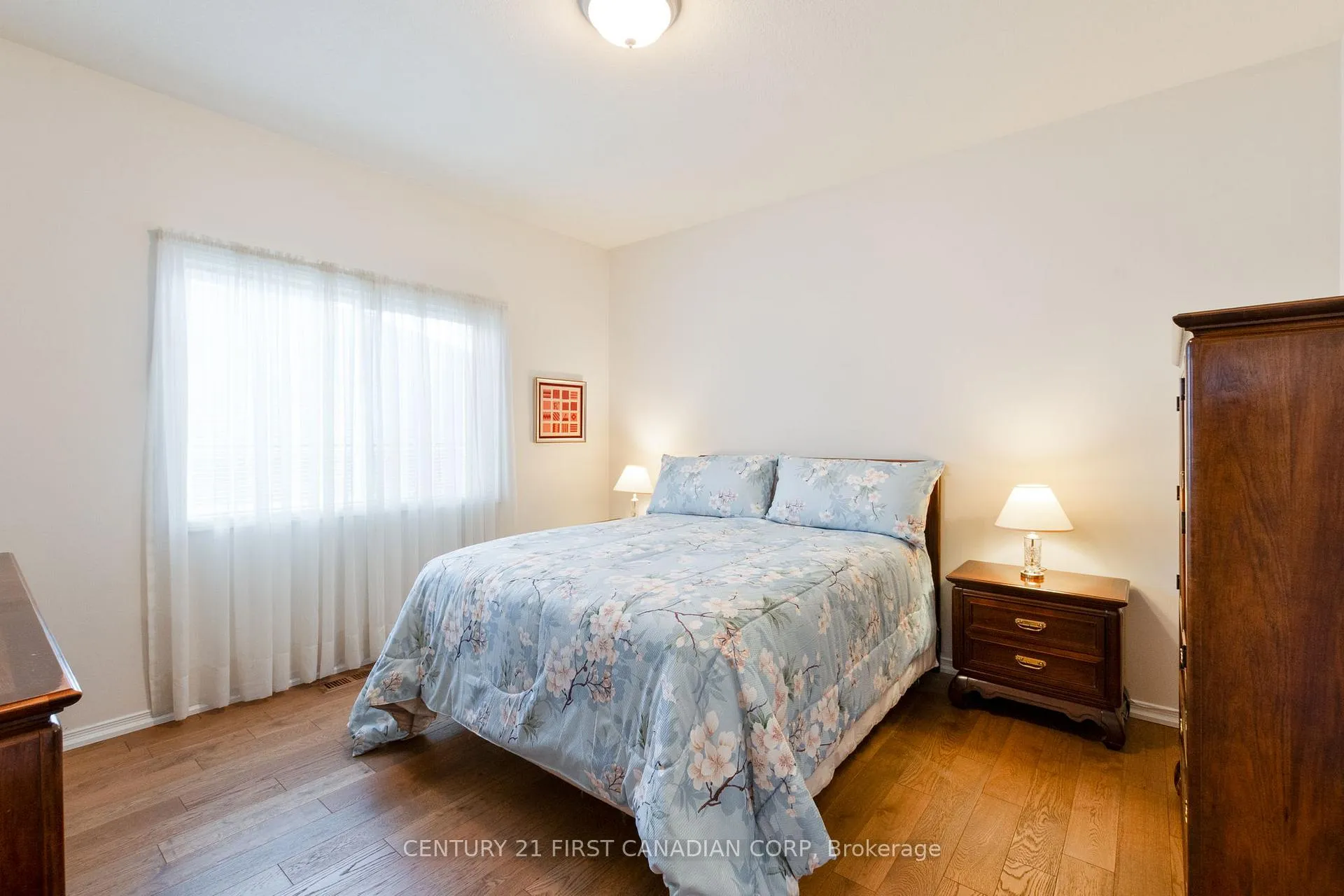 Photo 19 of 54 Willow Crescent, Strathroy-Caradoc, SE — HOMEH